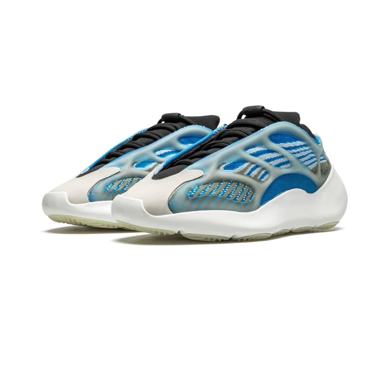 YEEZY 700 V3 "ARZARETH"