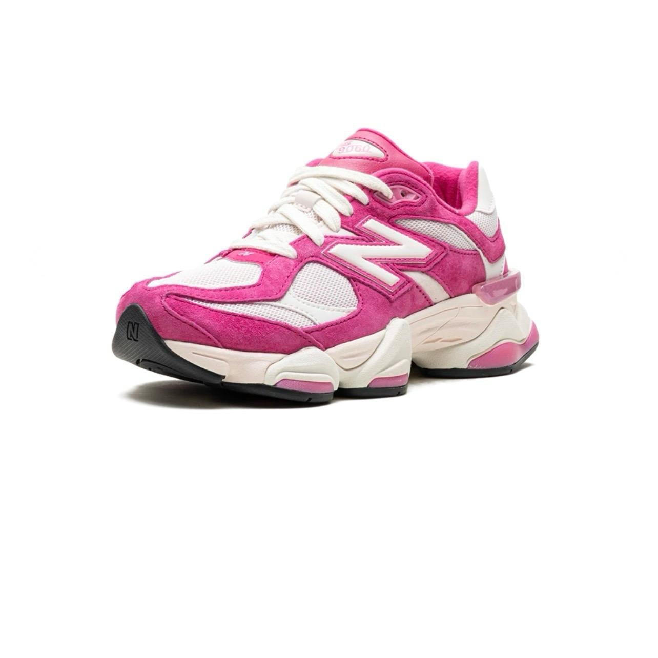 New Balance 9060 "FUCHISA PINK"