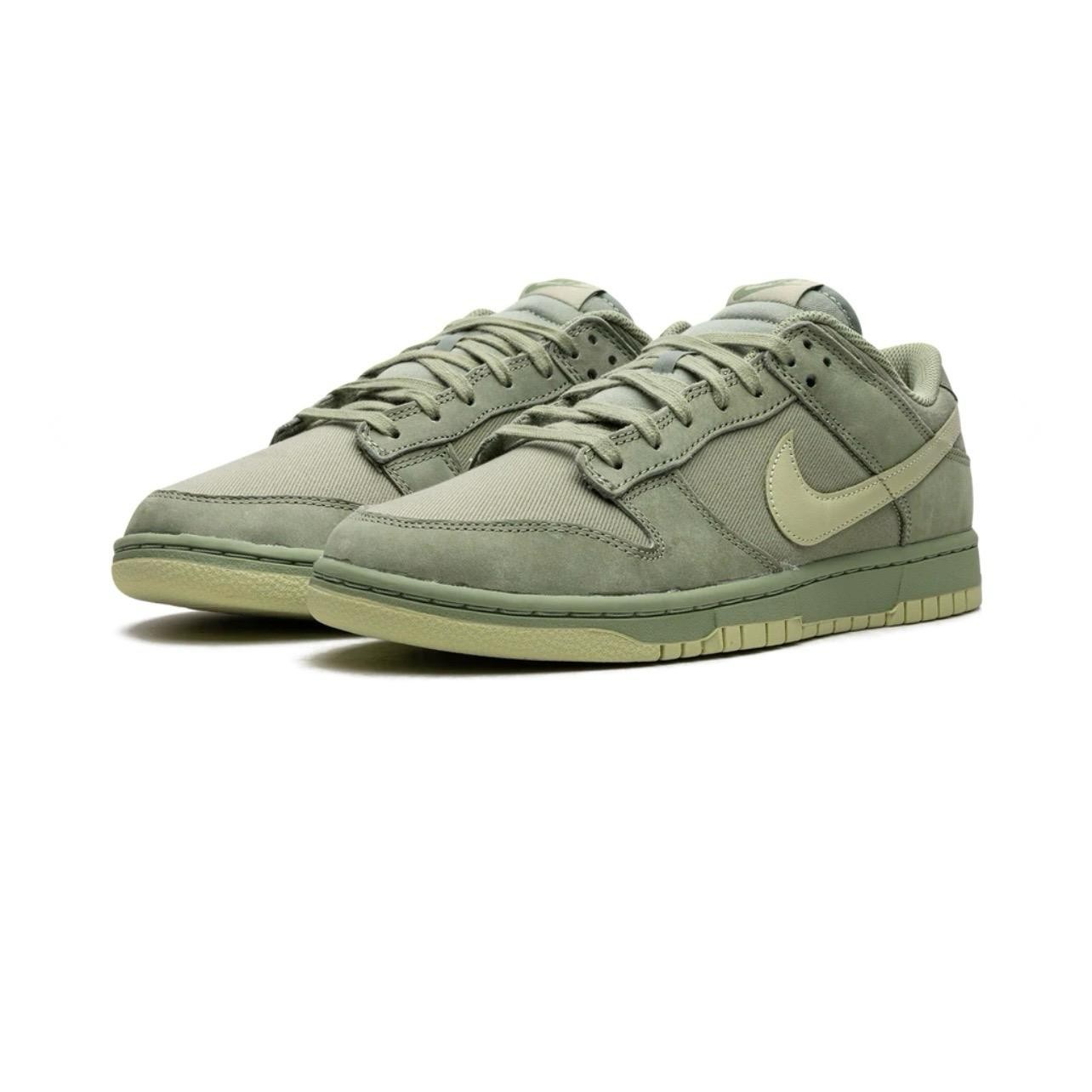 DUNK LOW "OIL GREEN"