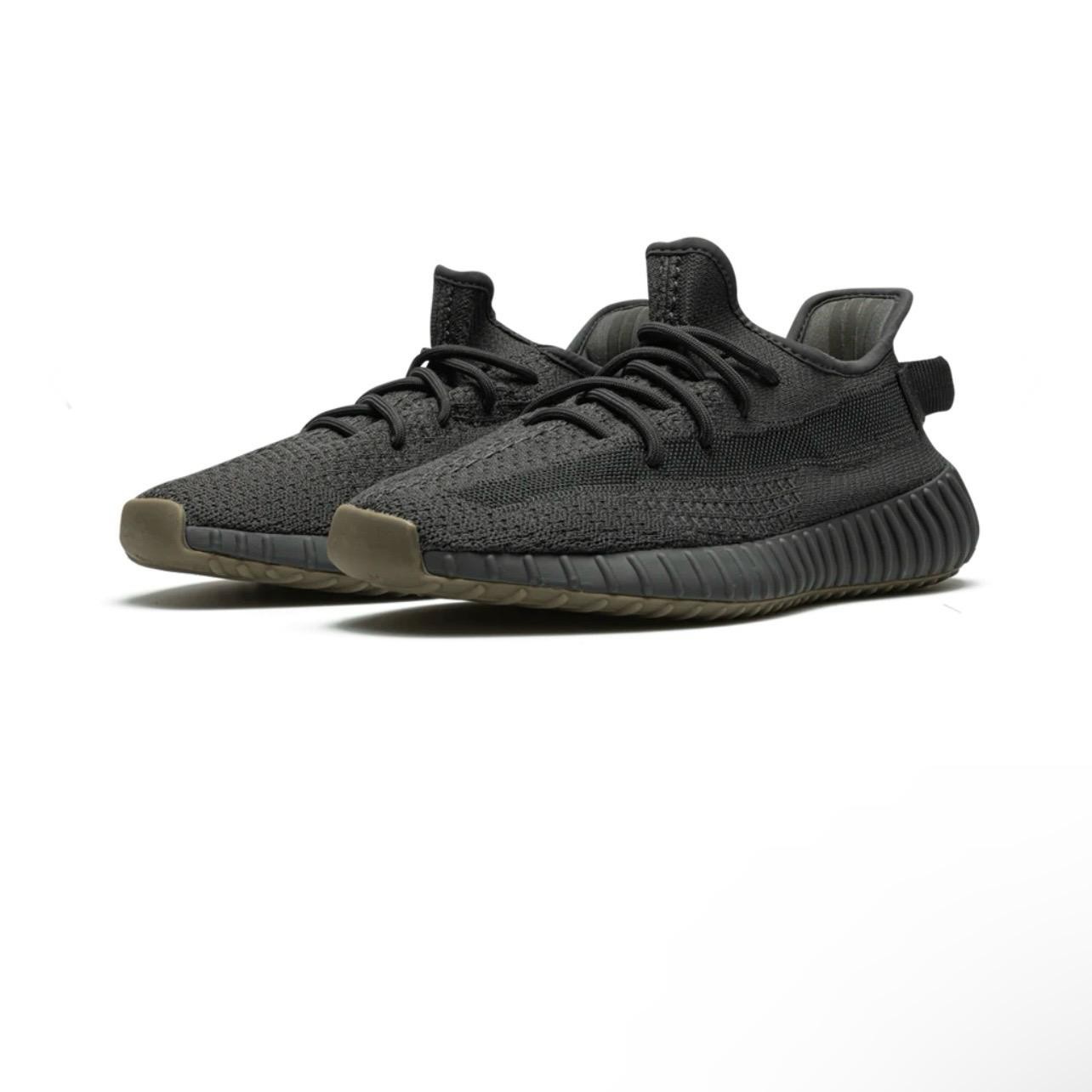 YEEZY BOOST 350 V2 REFLECTIVE "CINDER"