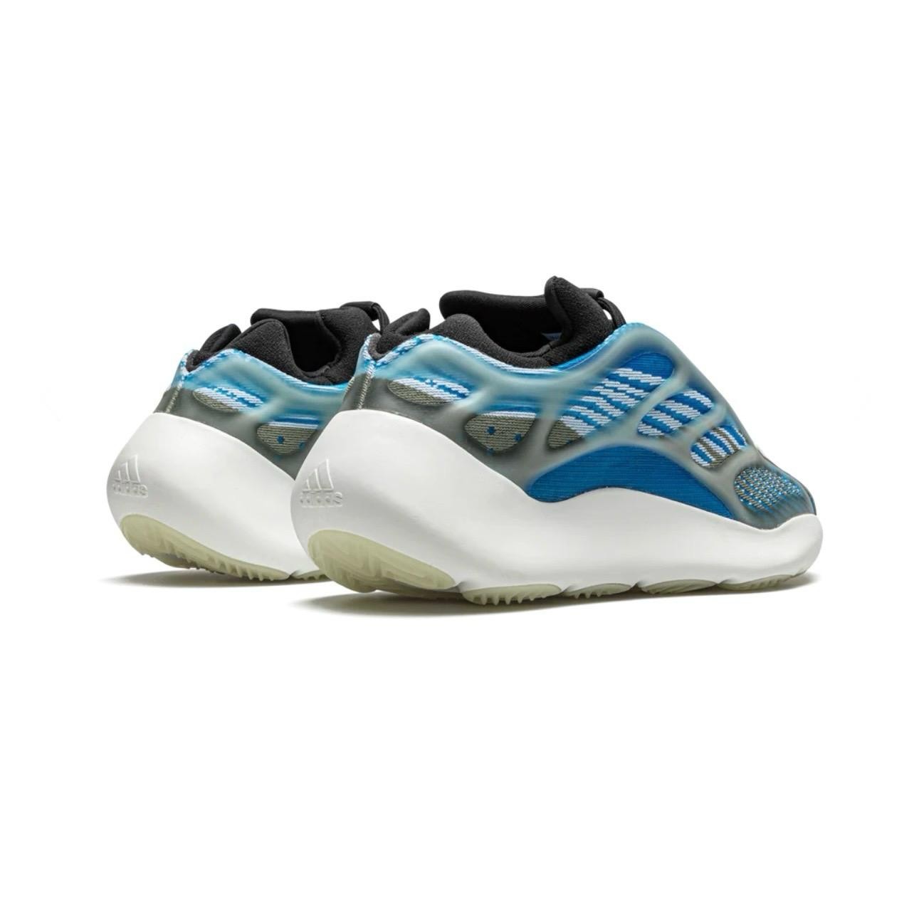 YEEZY 700 V3 "ARZARETH"