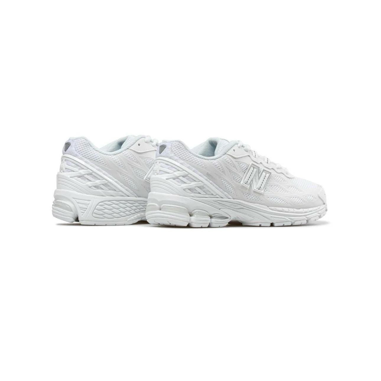 NEW BALANCE 1906W WHİTE