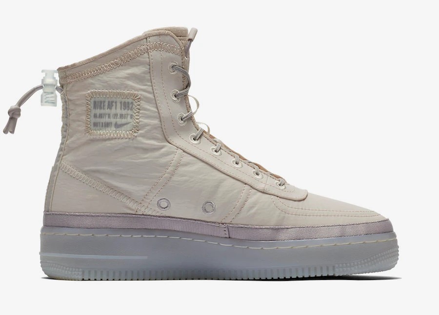 NİKE AİR FORCE 1 SHELL BOOT   CREAM
