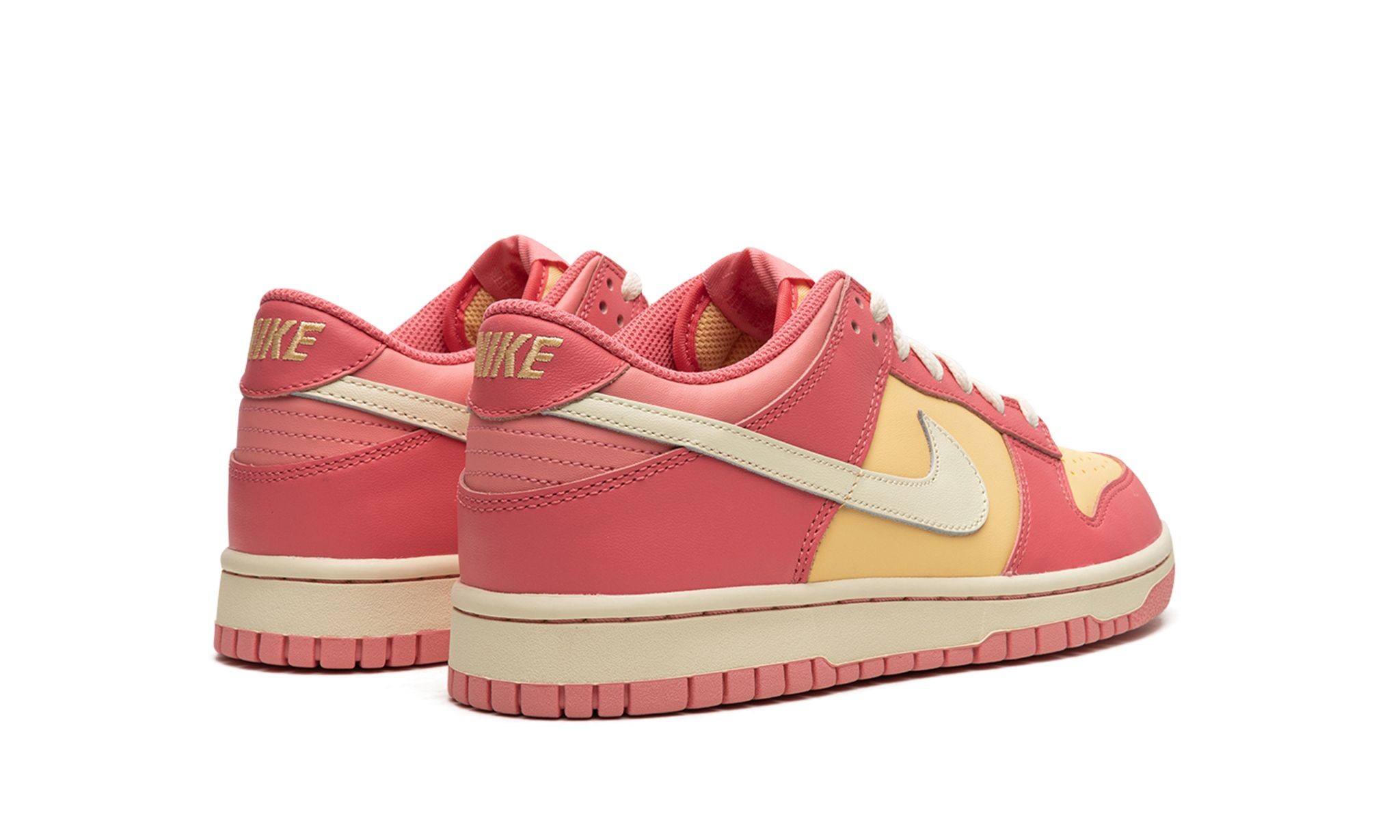 Nike Dunk Low  Strawberry And Peach Flavor