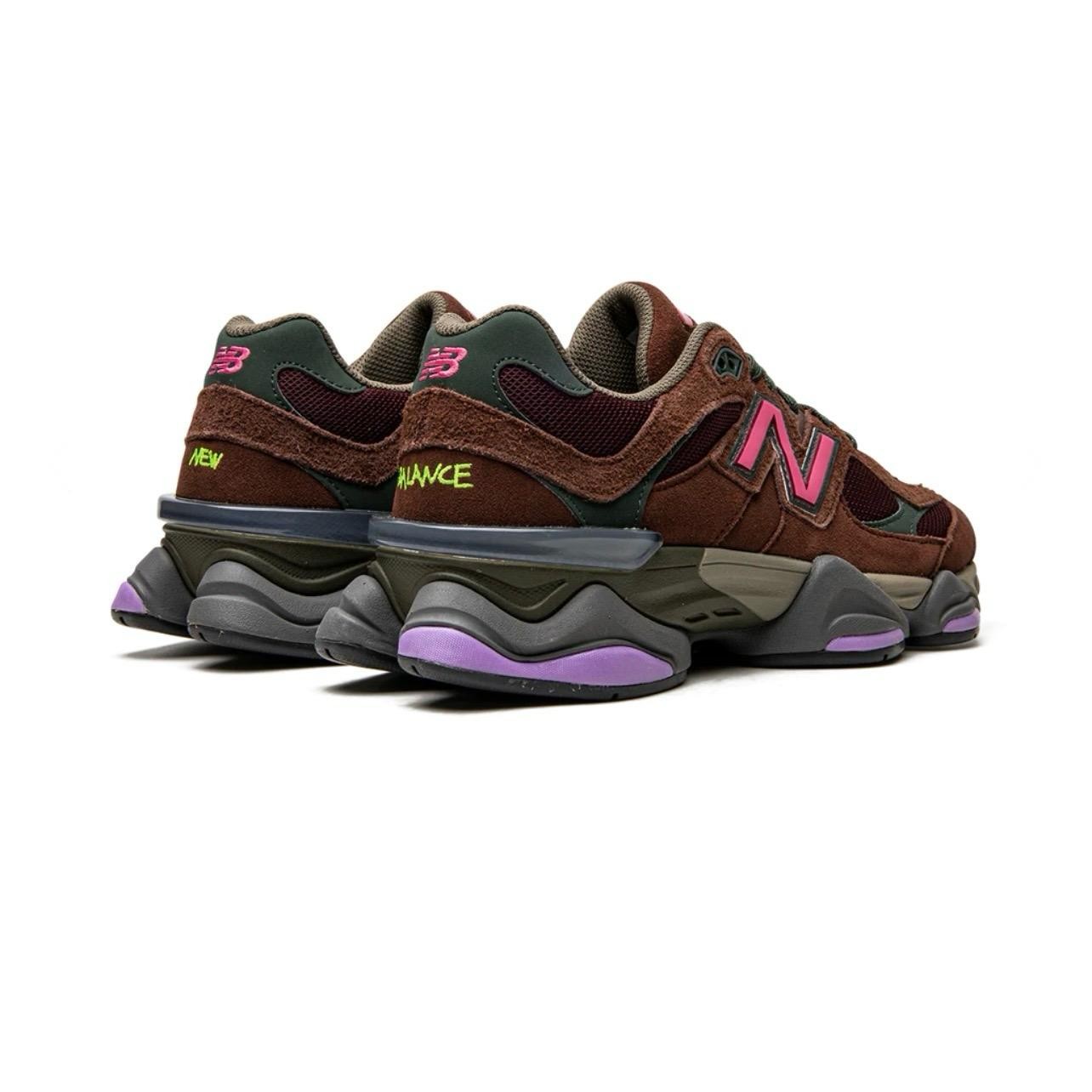 9060 "RICH OAK / BURGUNDY"