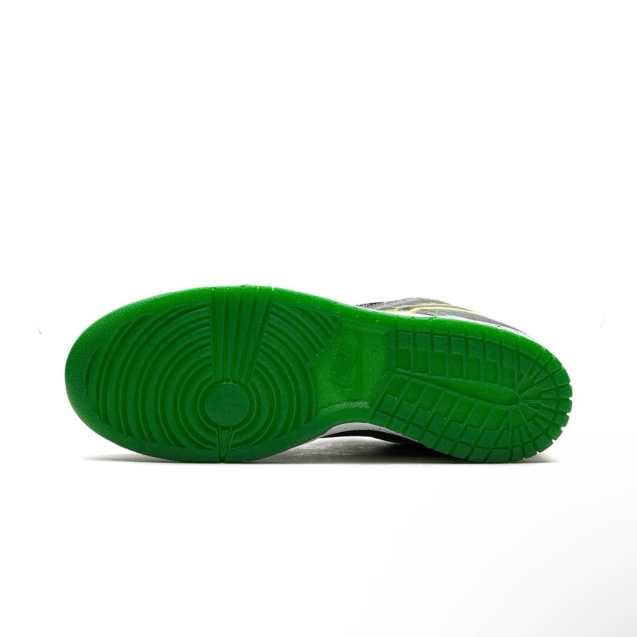 DUNK LOW "WHAT THE DUCK AWAY UNIVERSIT