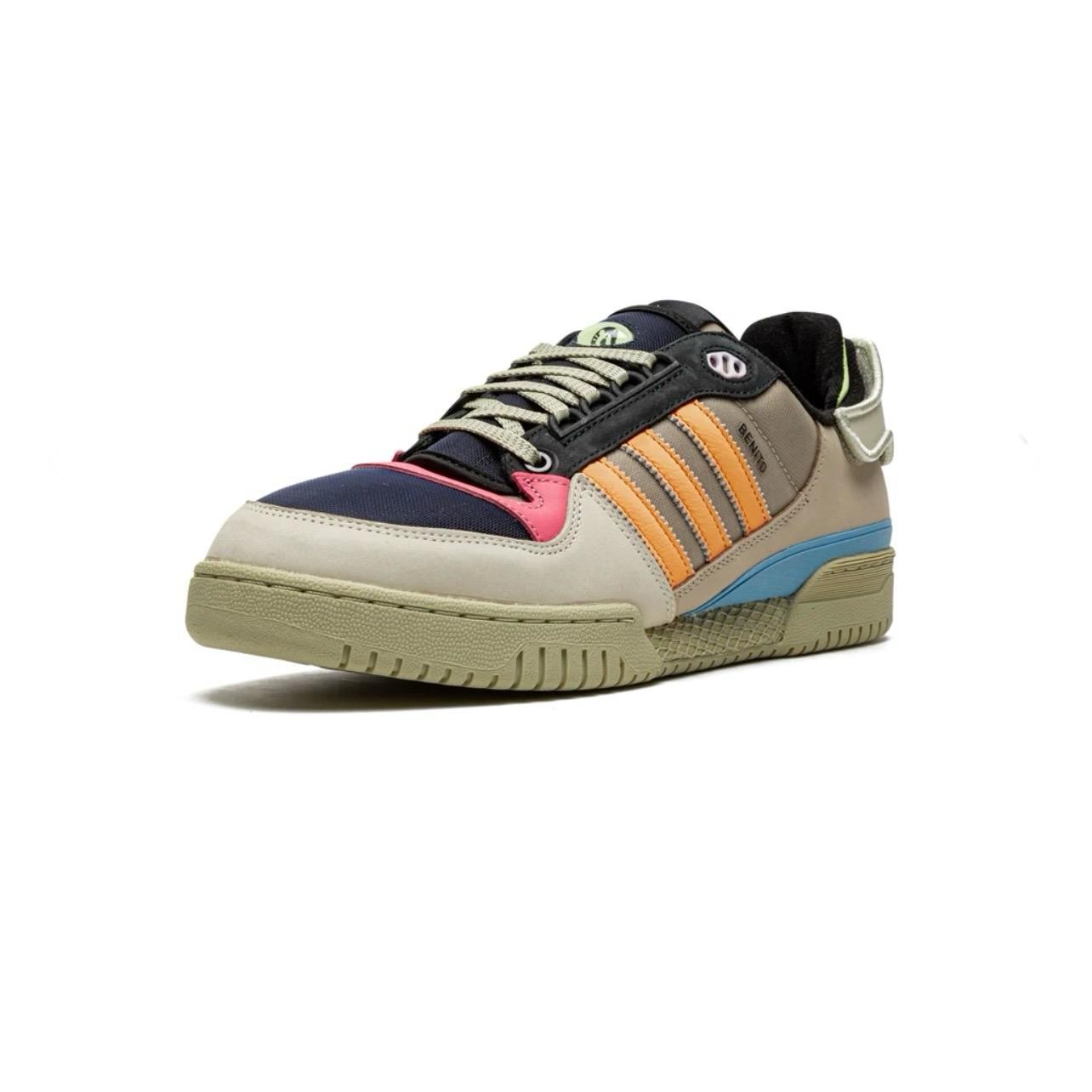 FORUM POWERPHASE "BAD BUNNY BENITO"