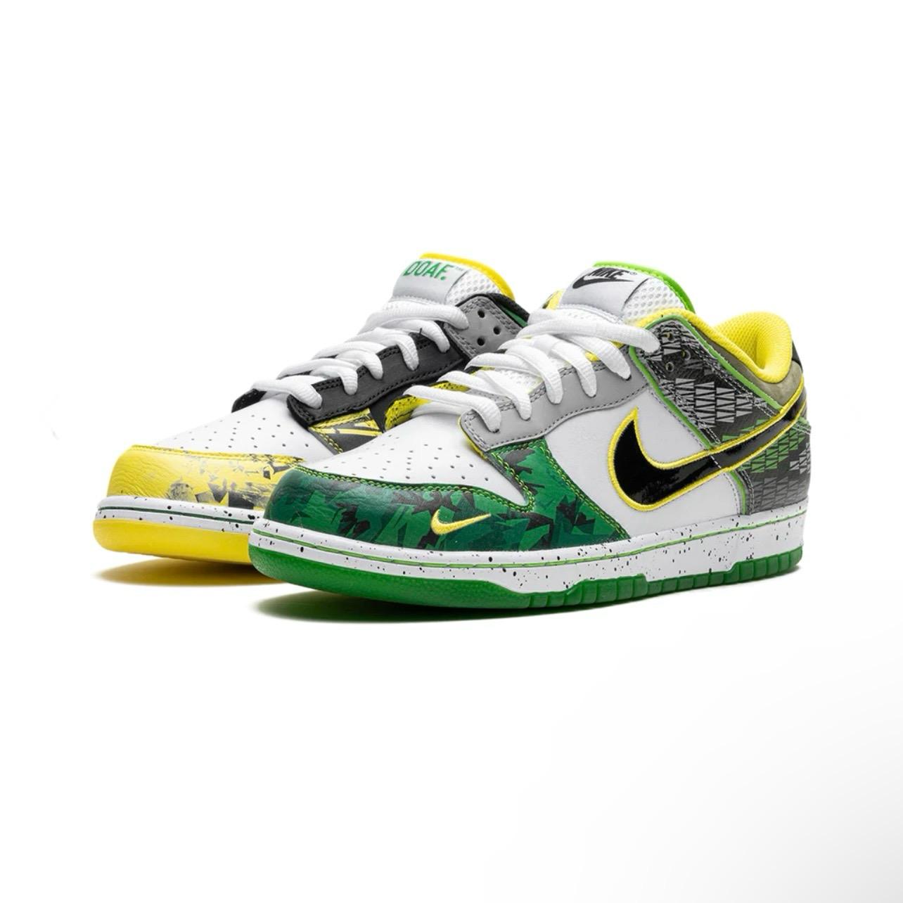 DUNK LOW "WHAT THE DUCK AWAY UNIVERSIT