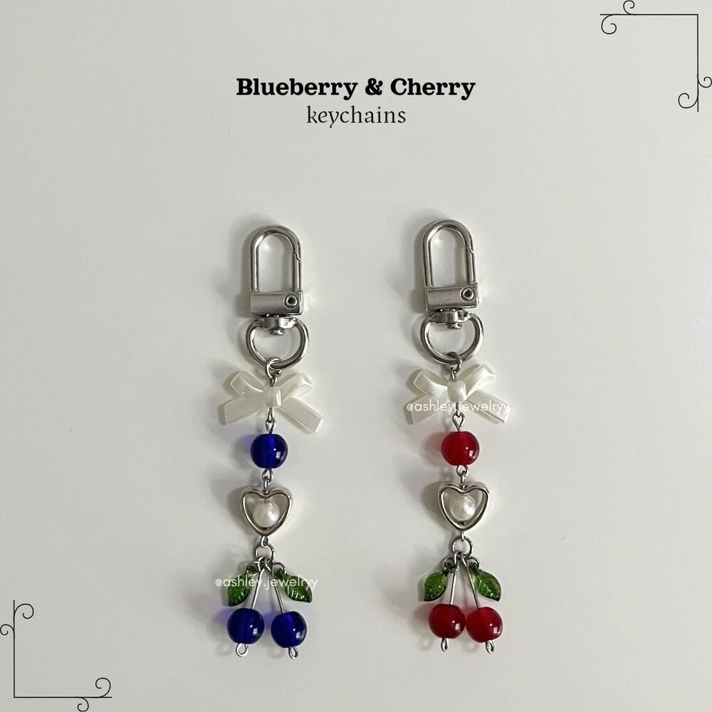 Blueberry & Cherry Anahtarlıklar