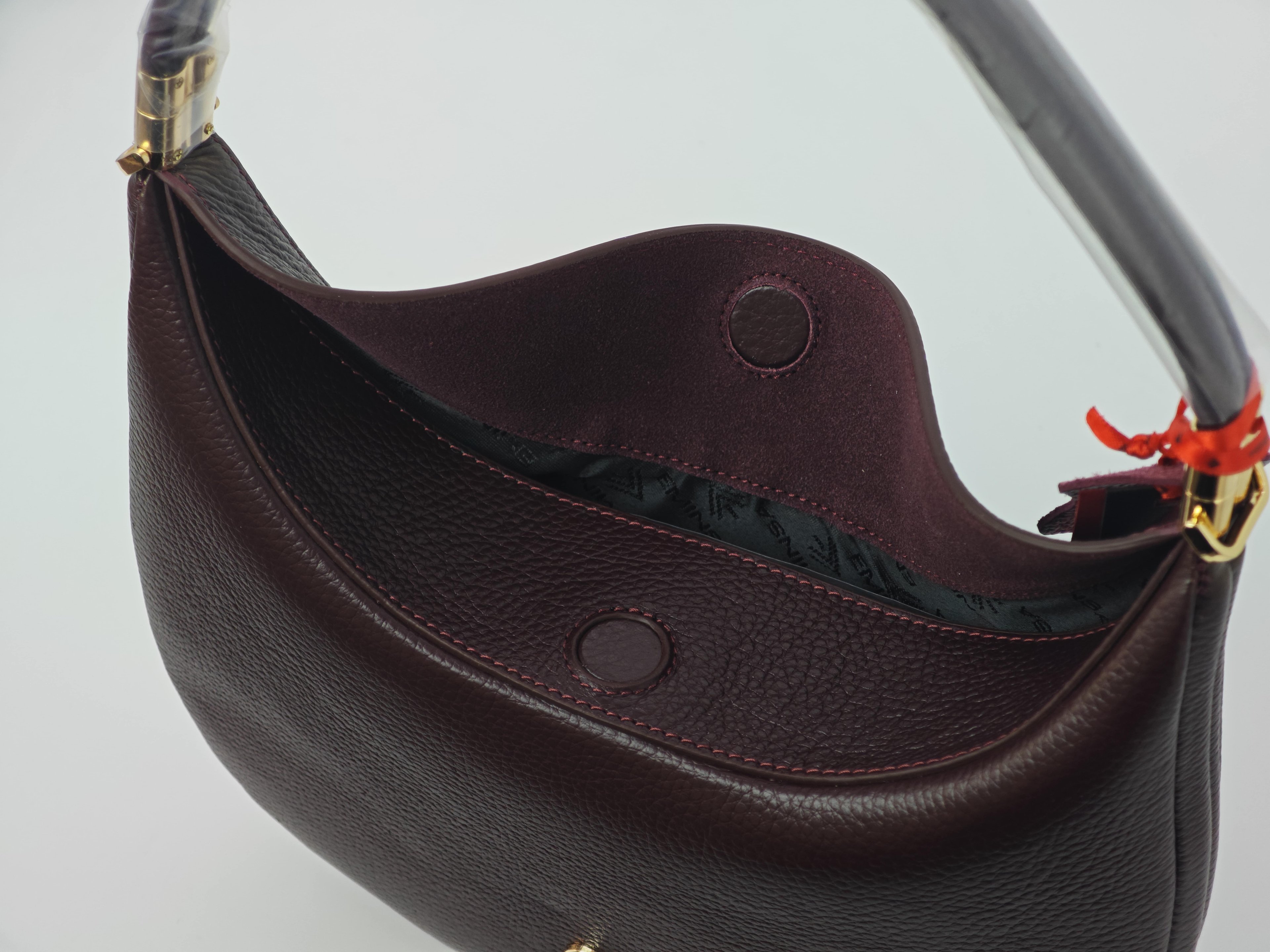 Bordo Color Bolso de Cuero - Cuero Genuino, con Cierre Magnético 40422