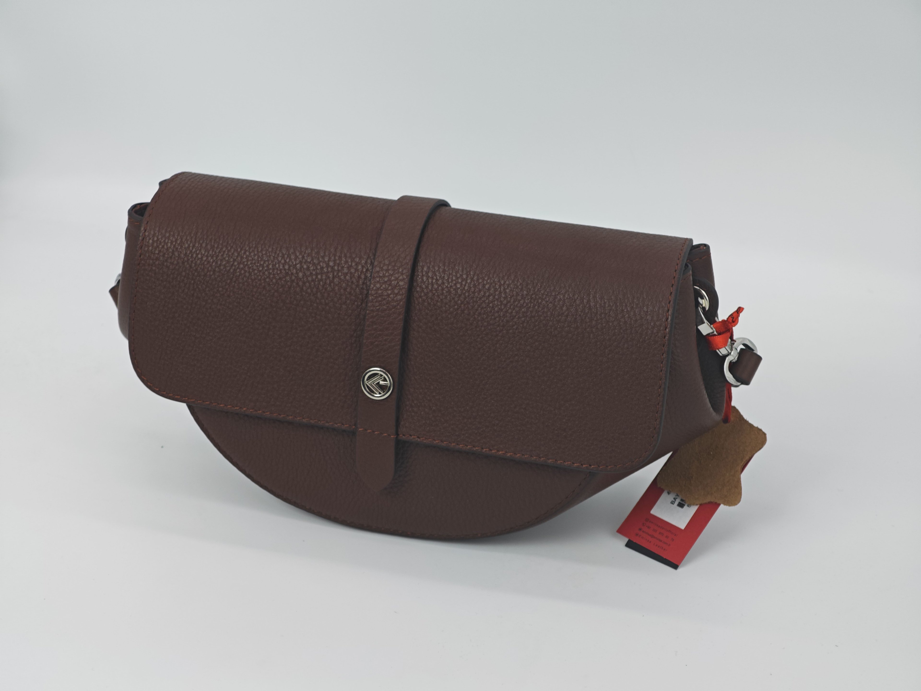 Bolso de cuero marrón, con correa para el hombro y múltiples compartimentos - 40436 Cuero genuino
