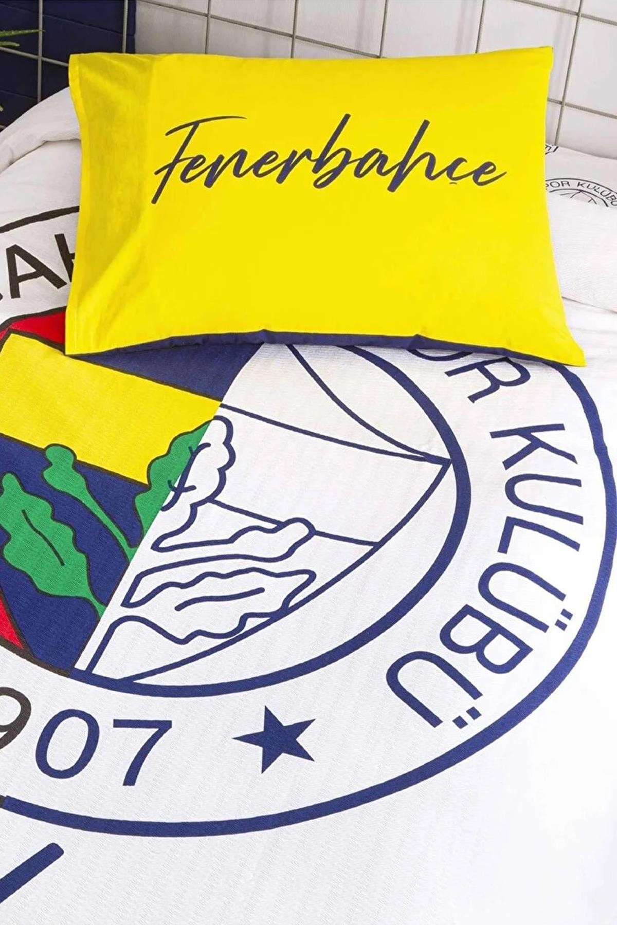 Taç Lisanslı Fenerbahçe Yarım Logo Pamuklu Tek Kişilik Pike Takımı