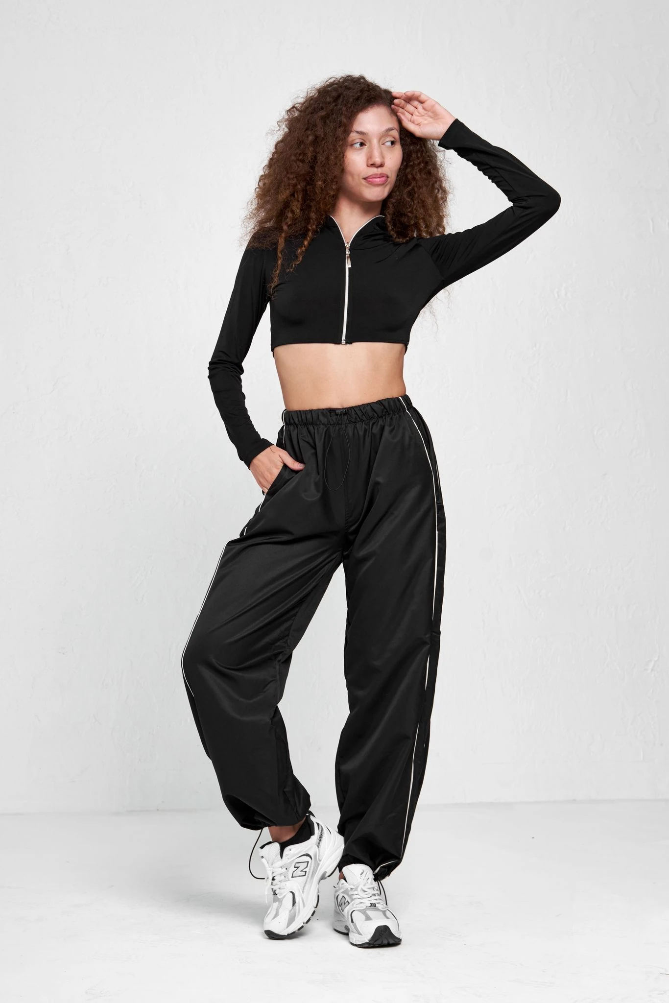 Single Line Detail Siyah Baggy Eşofman Altı