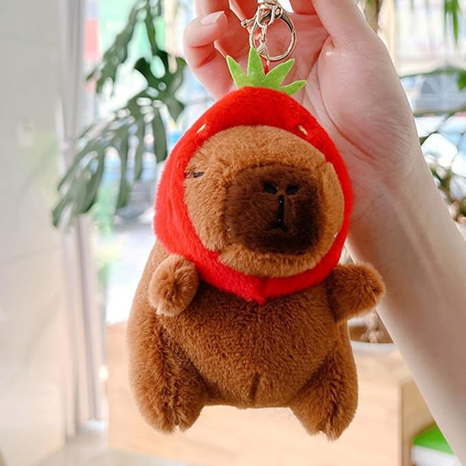 Capybara Çilek Anahtarlık
