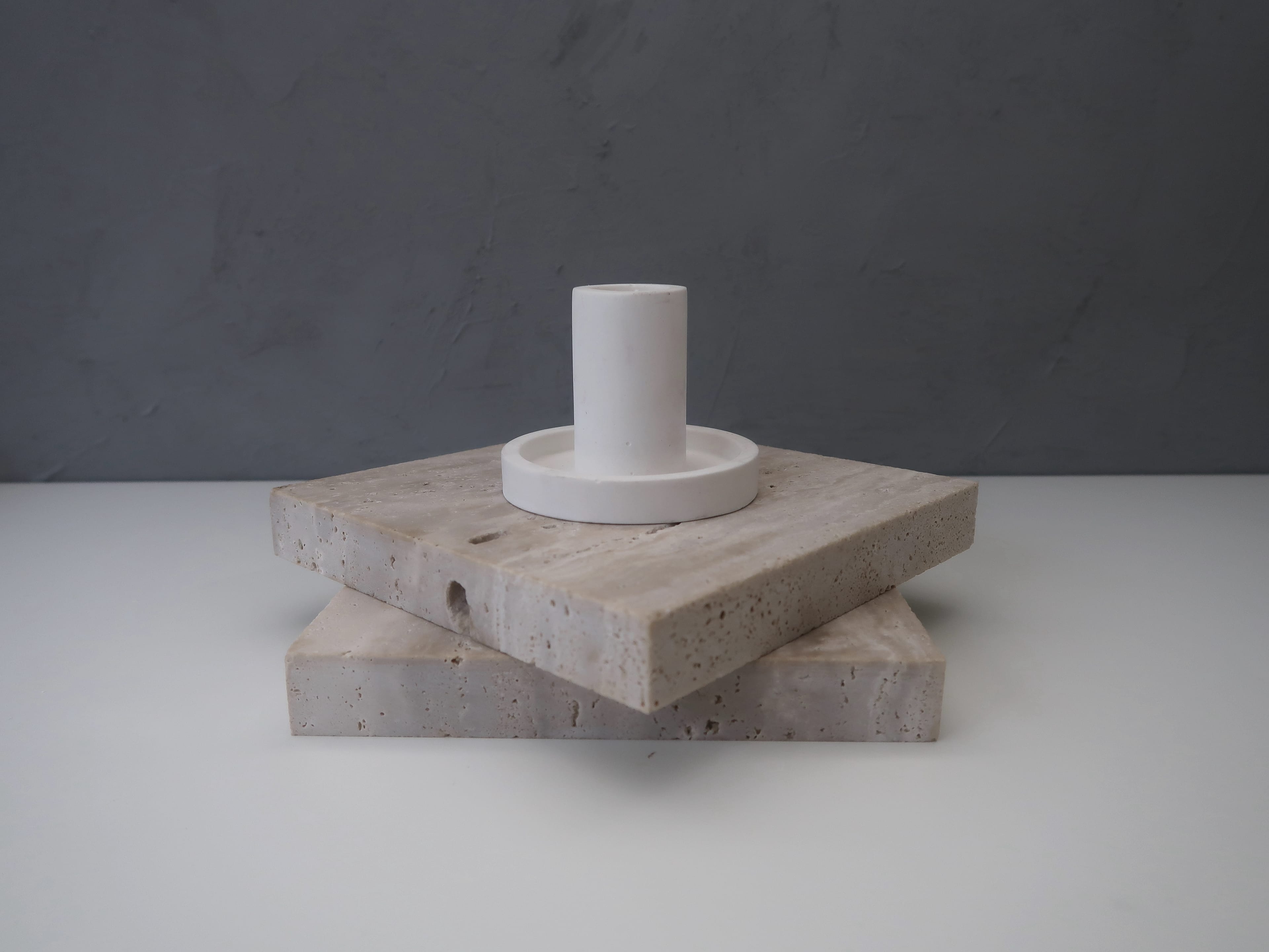 Kerzenhalter aus Beton