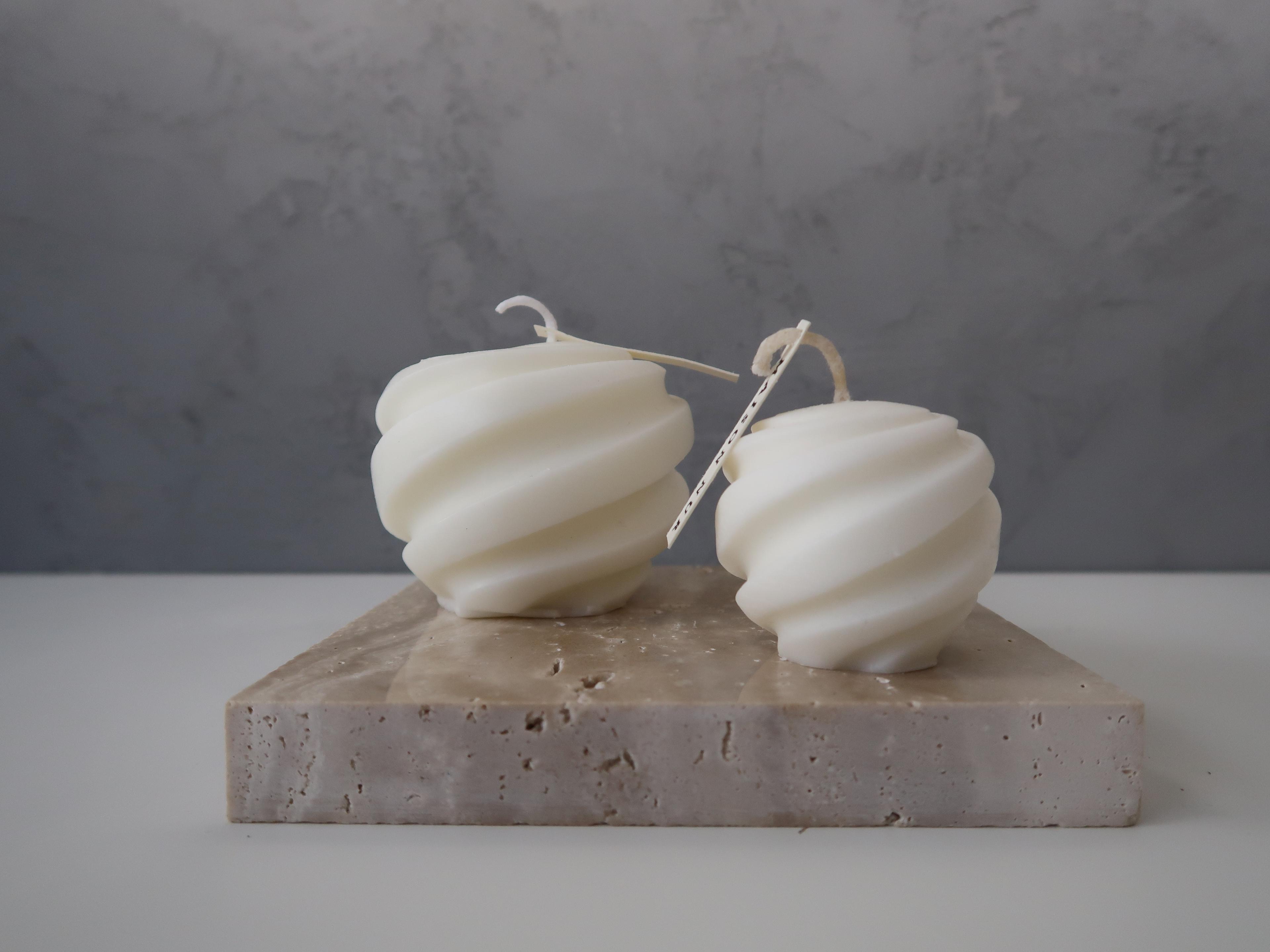 Twisted Sphere Candle Set 