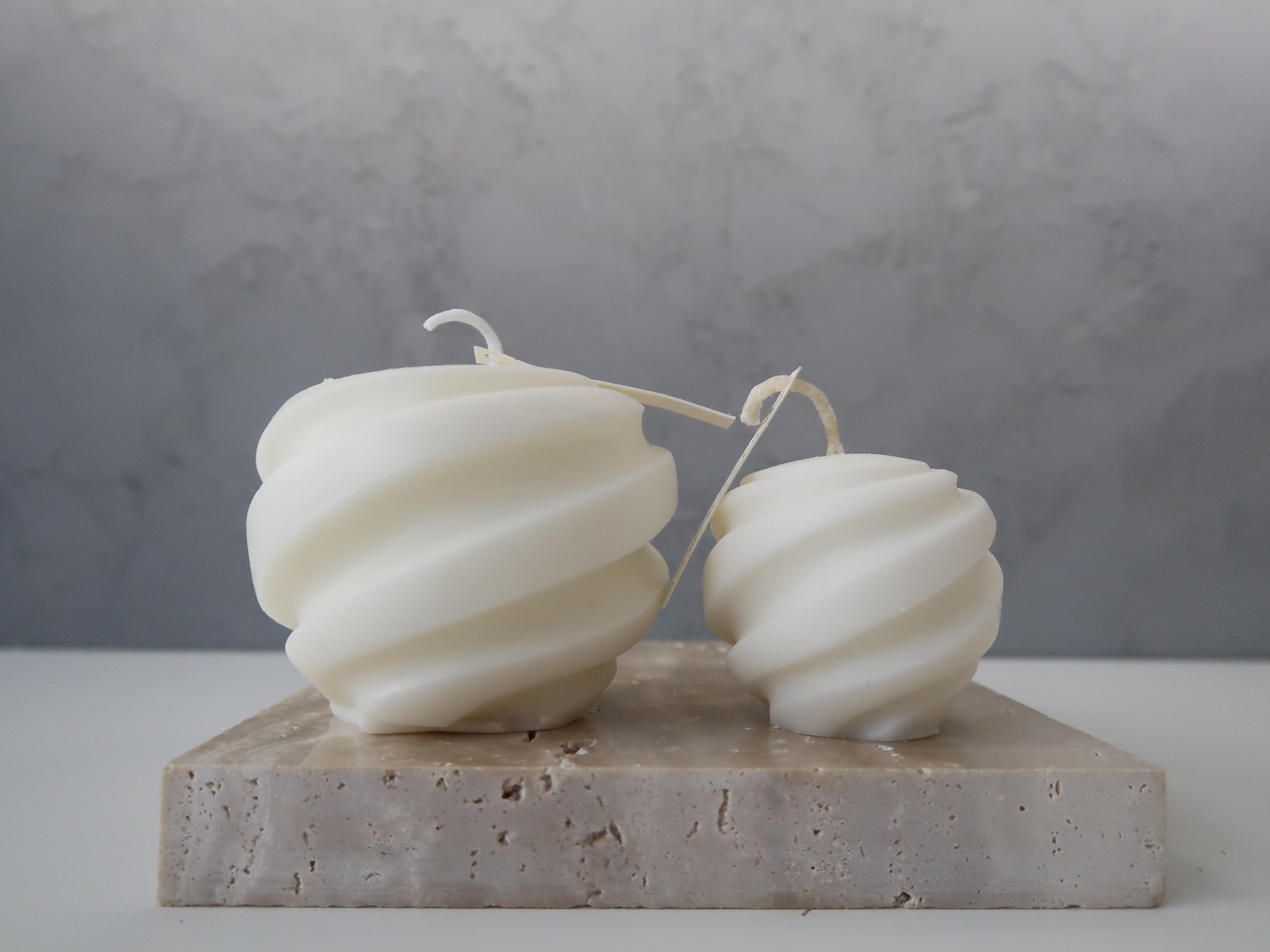 Twisted Sphere Candle Set 