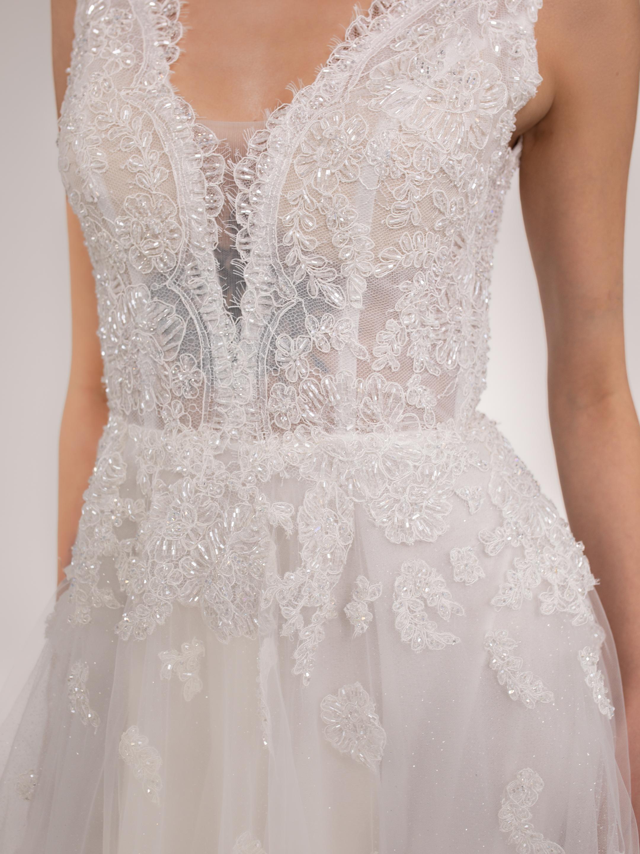 Rumina – Derin V Yaka Dantel Prenses Model Gelinlik 