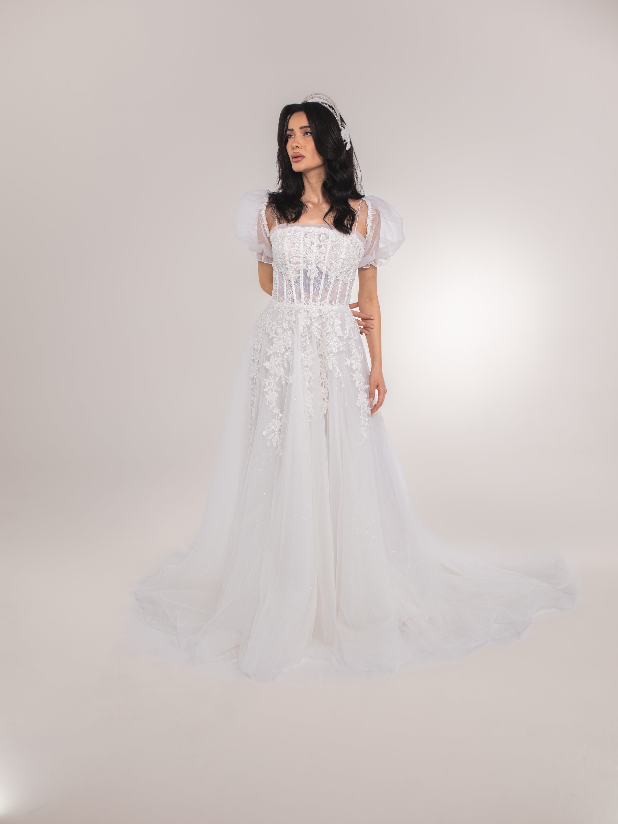 Victoria – Kabartmalı Kollu Dantel Prenses Model Gelinlik 