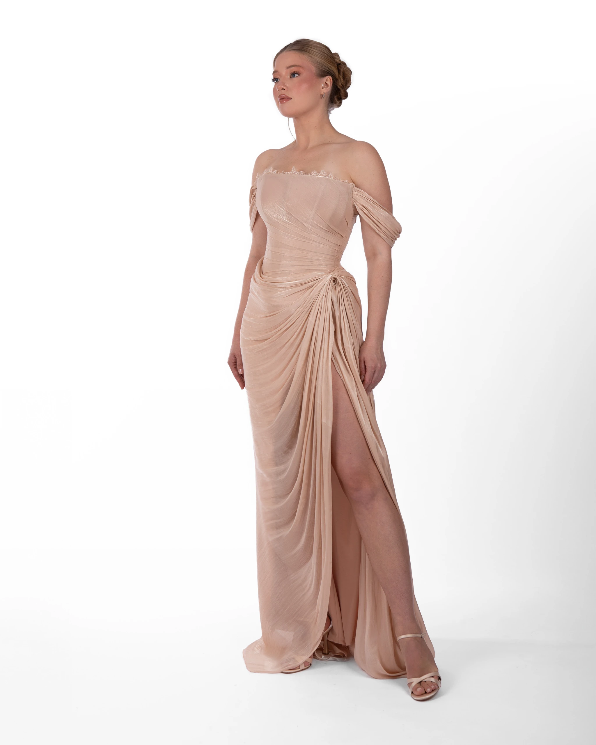 Leaf Abiye – Omuz Açık Drapeli Işıltılı Şampanya Model