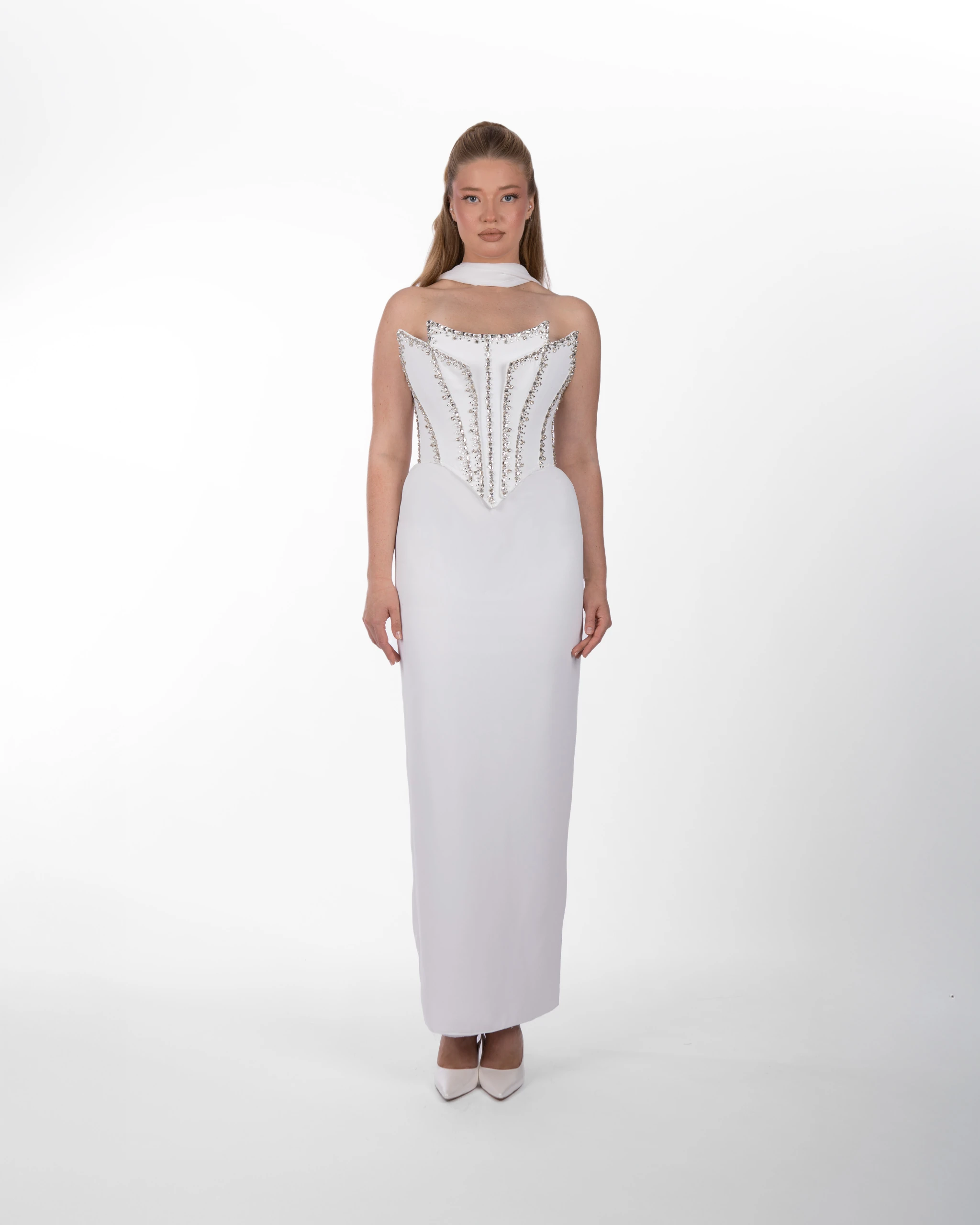 Avi – Taş Detaylı Korse Formlu, Zarif Beyaz Tasarım