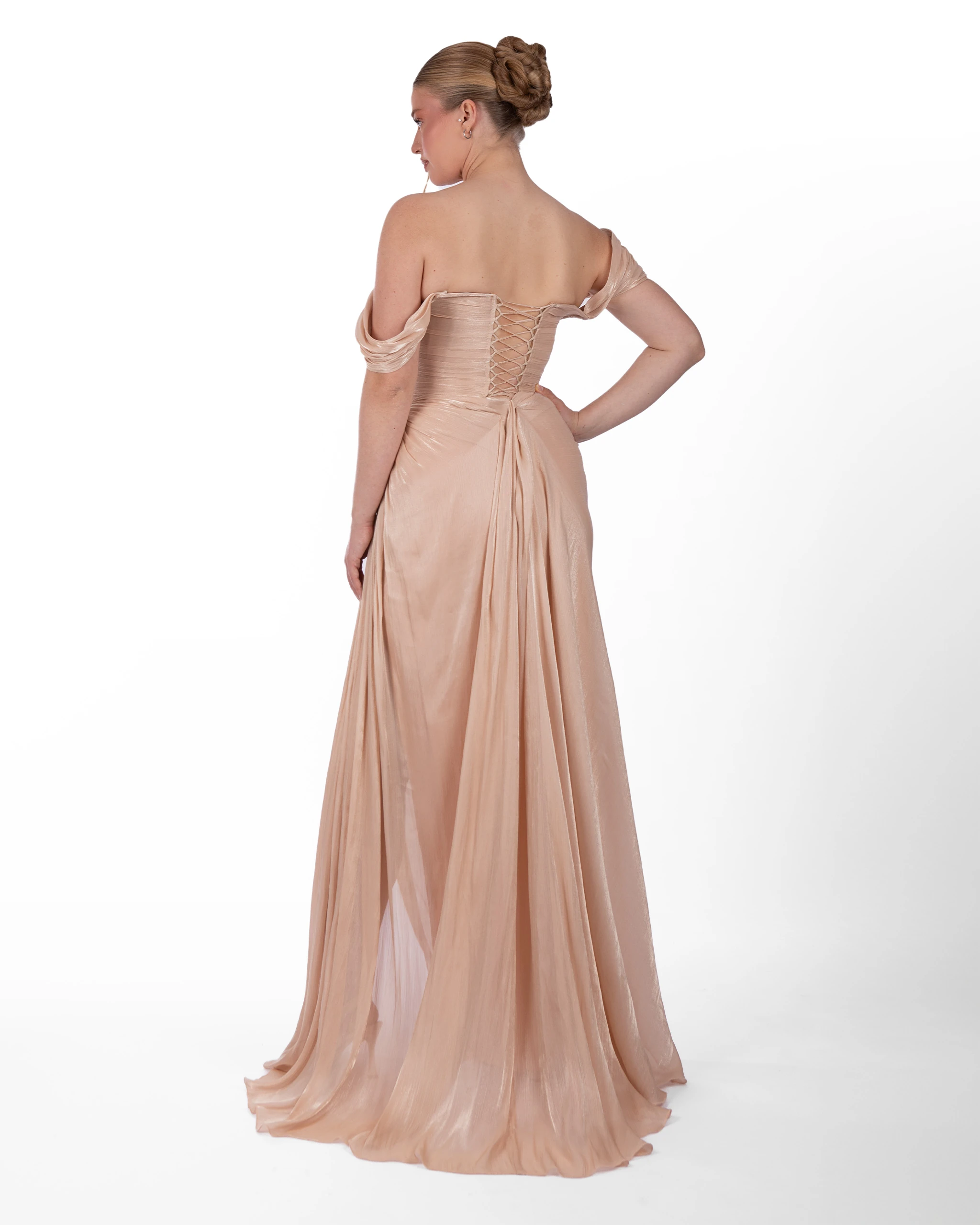 Leaf Abiye – Omuz Açık Drapeli Işıltılı Şampanya Model