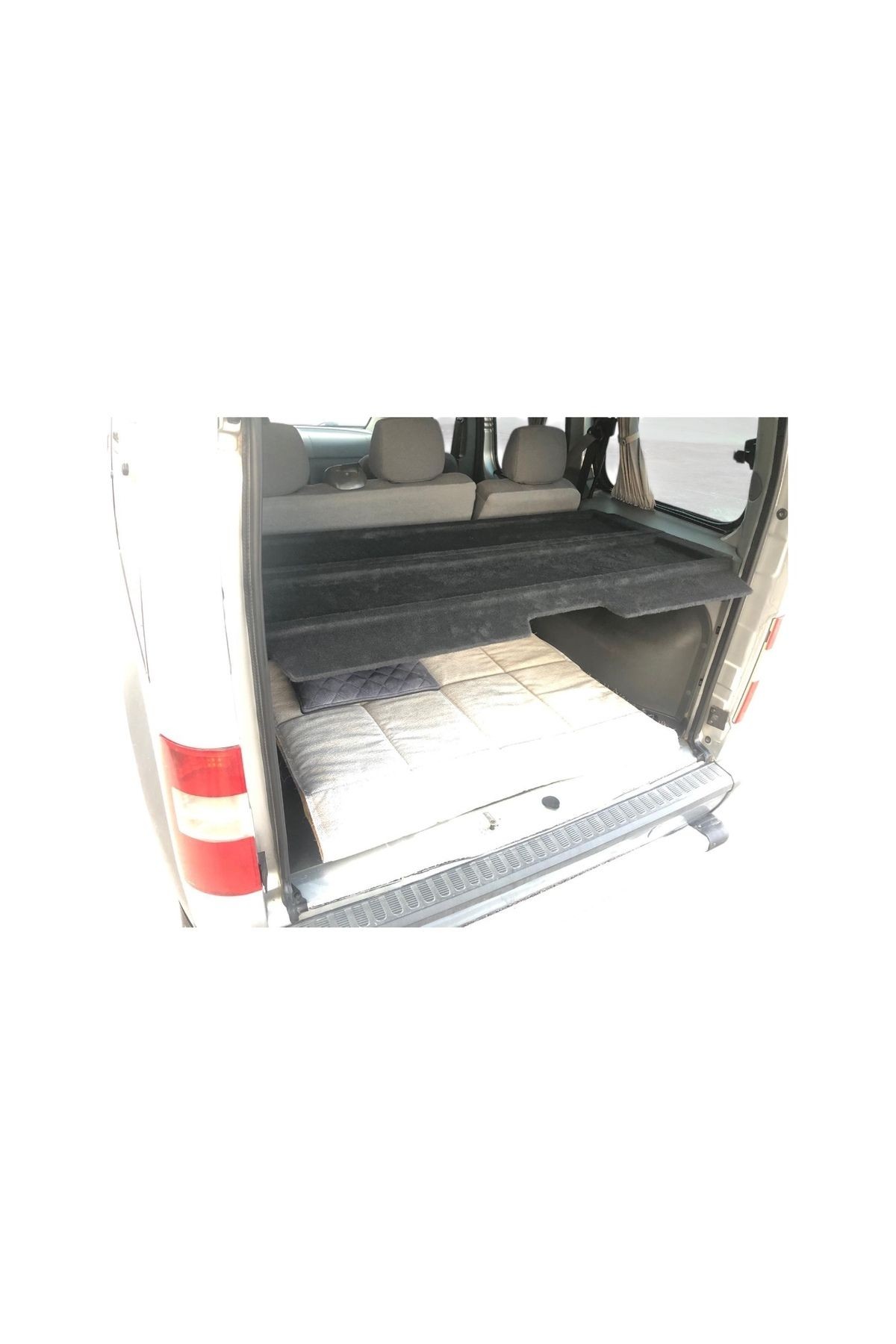 Ford Connect LX 2003–2013 Katlanmalı Pandizot Bagaj Rafı