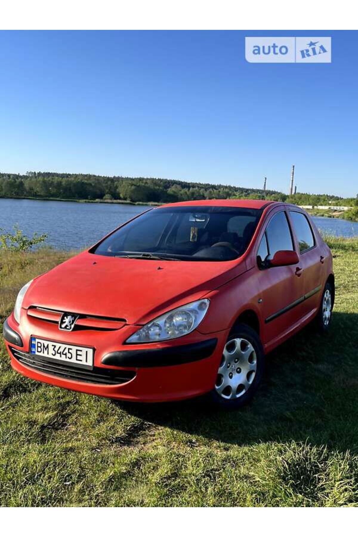PEUGEOT 307 UYUMLU PANDİZOT KABARTMALI BAGAJ RAFI