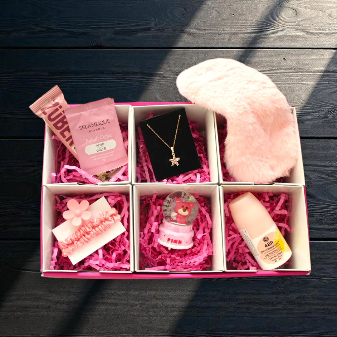 Pembe Kurumsal Hediye Kutusu image