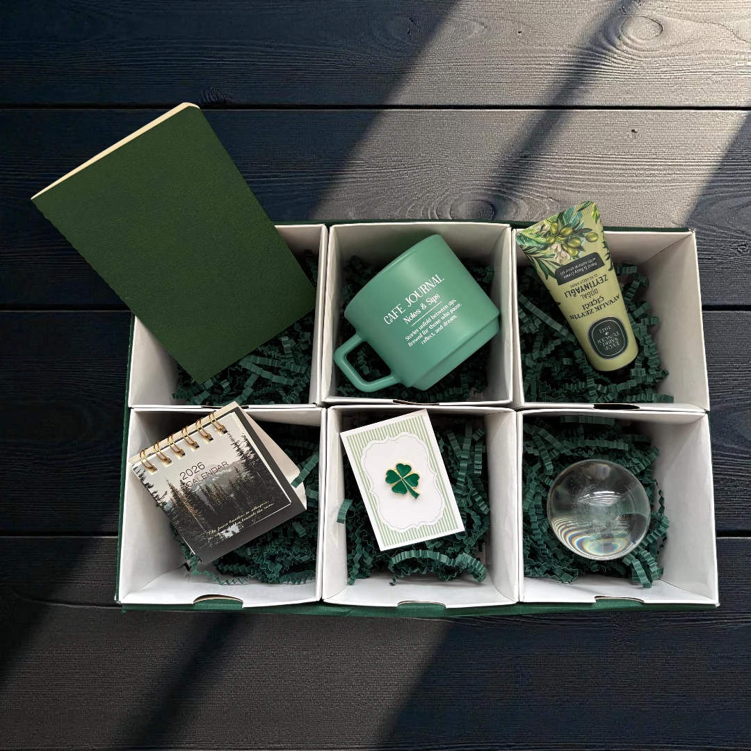 Yeşil Kurumsal Hediye Kutusu image