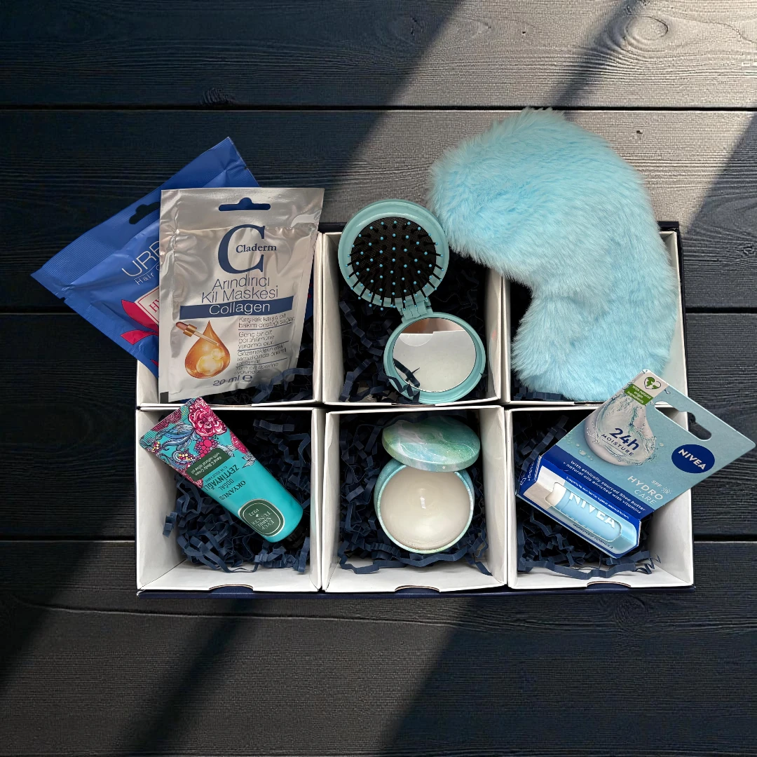 Lacivert Doğum Günü Hediye Kutusu image