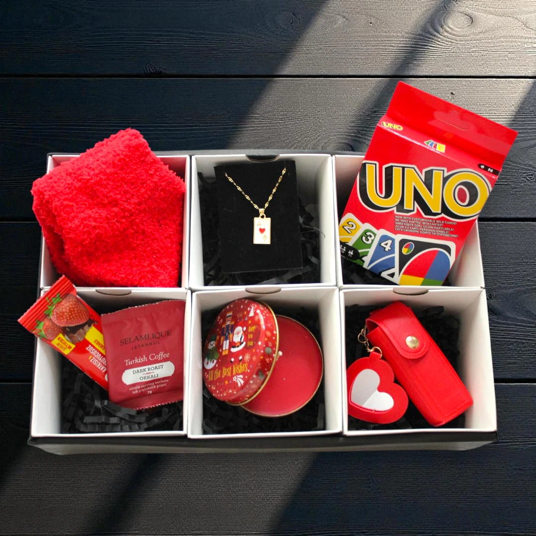 Siyah Yılbaşı Hediye Kutusu main variant image