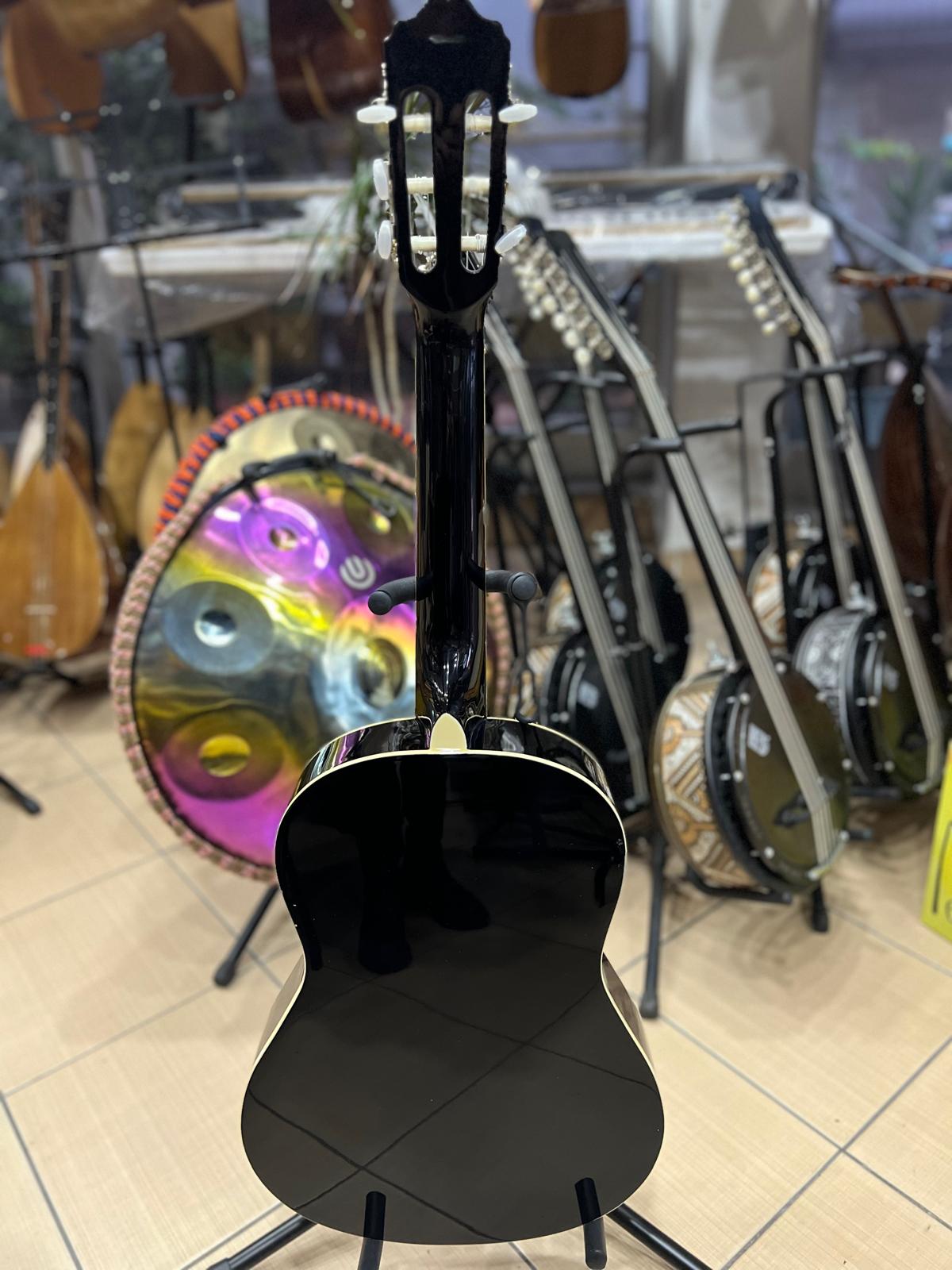 Clariss 3/4 sap ayarlı Gitar (kılıf ve pena hediye)
