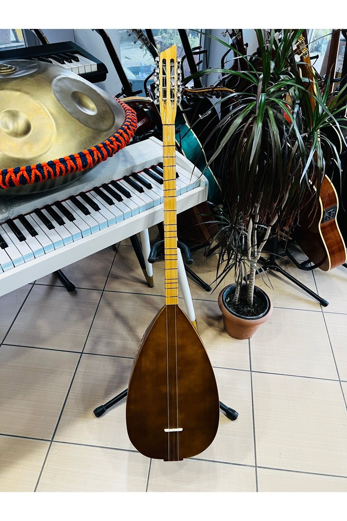 Gitar burgu profesyonel kısa sap bağlama+kılıf+yedek tel +mızraplar