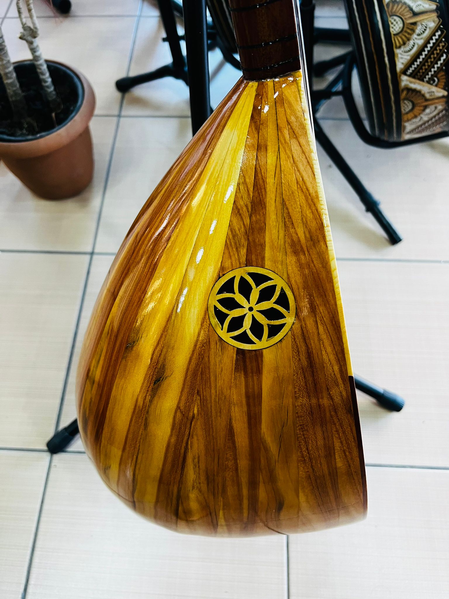 KAMPANYALI KISA SAP BAĞLAMA (kılıf, yedek tel ve mızrap hediye)