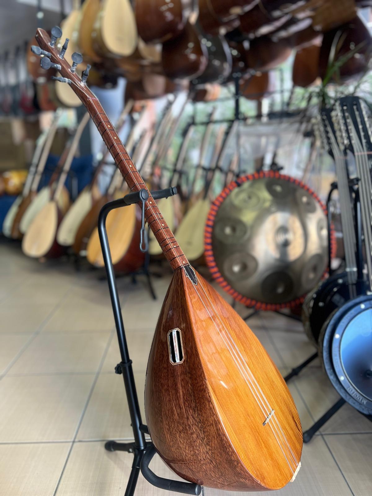 Profesyonel Maun Tekne Kısa Sap Bağlama(kalın soft kılıf, yedek Tel ve mızrap hediye)