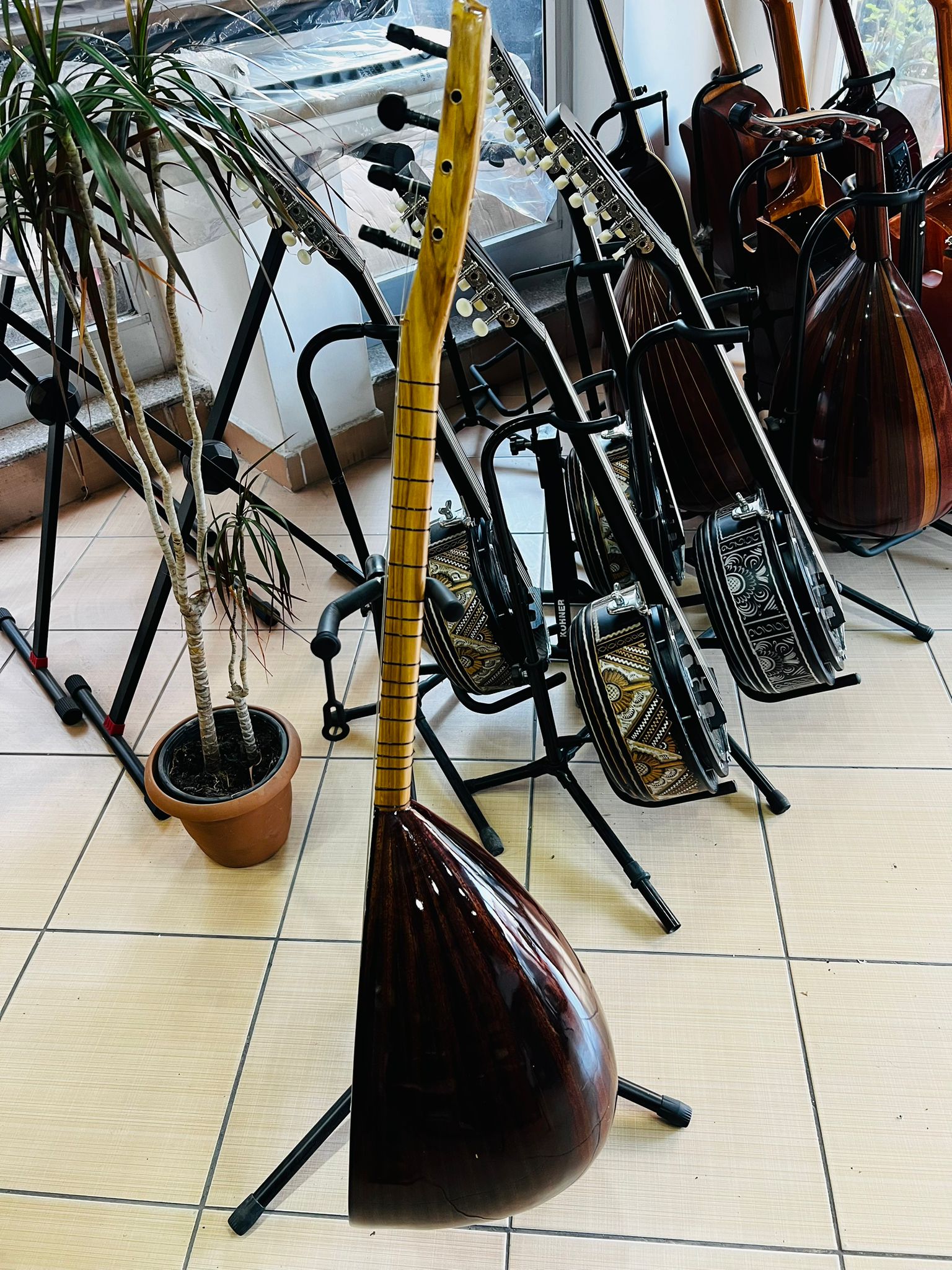 MAUN KISA SAP BAĞLAMA+KILIF+YEDEK TEL +MIZRAPLAR