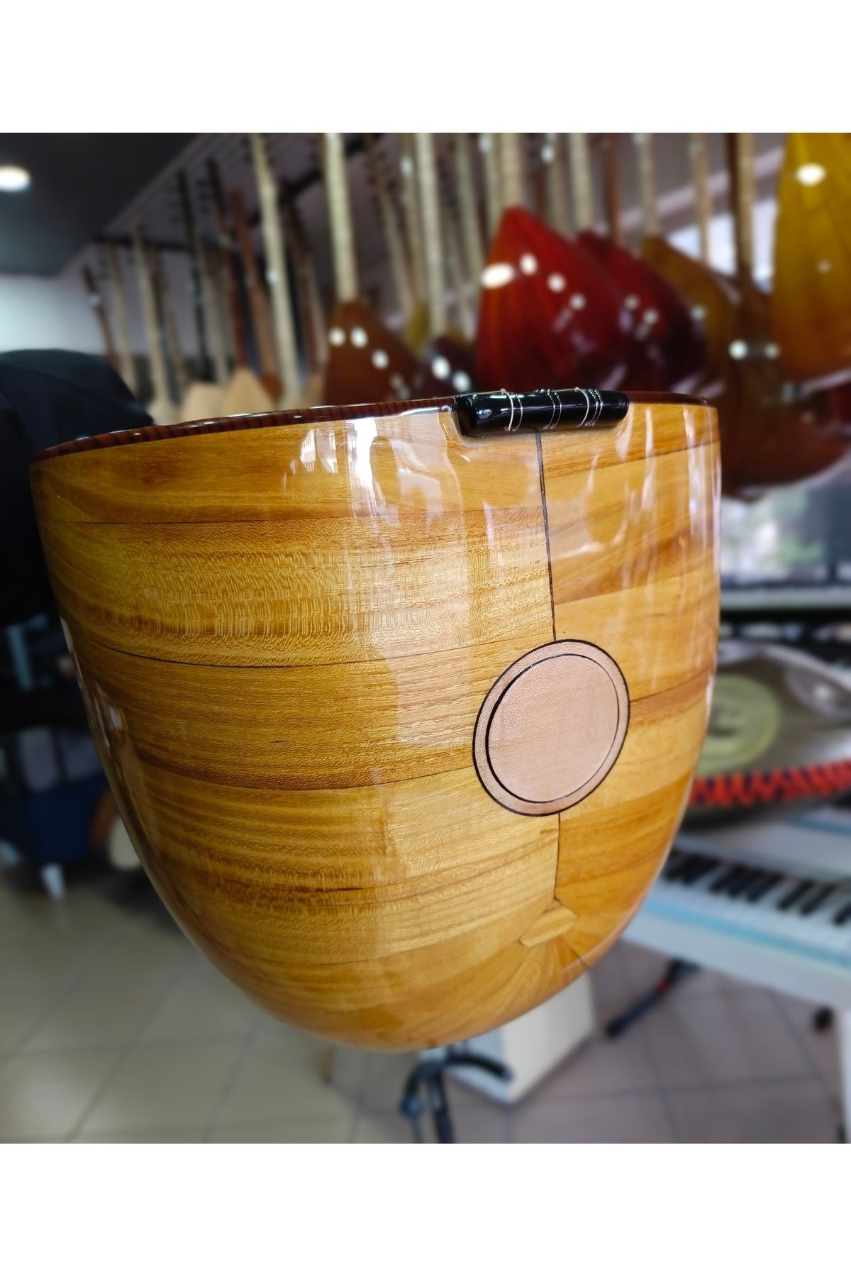 Özel Seri Dut Tekne Kısa Sap Bağlama (soft kılıf, yedek tel, mızrap hediye)