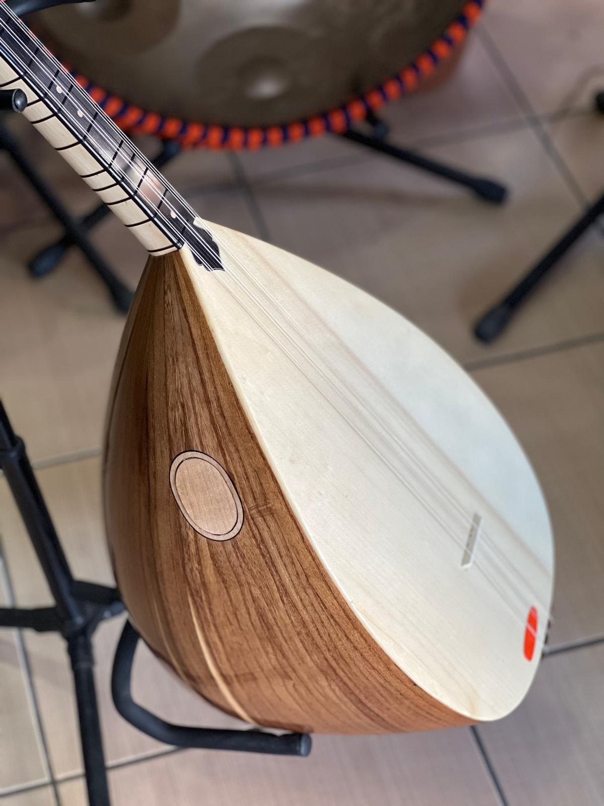 Profesyonel Ceviz Tekne Kısa Sap Bağlama (kalın kılıf, yedek tel ve mızrap hediye)