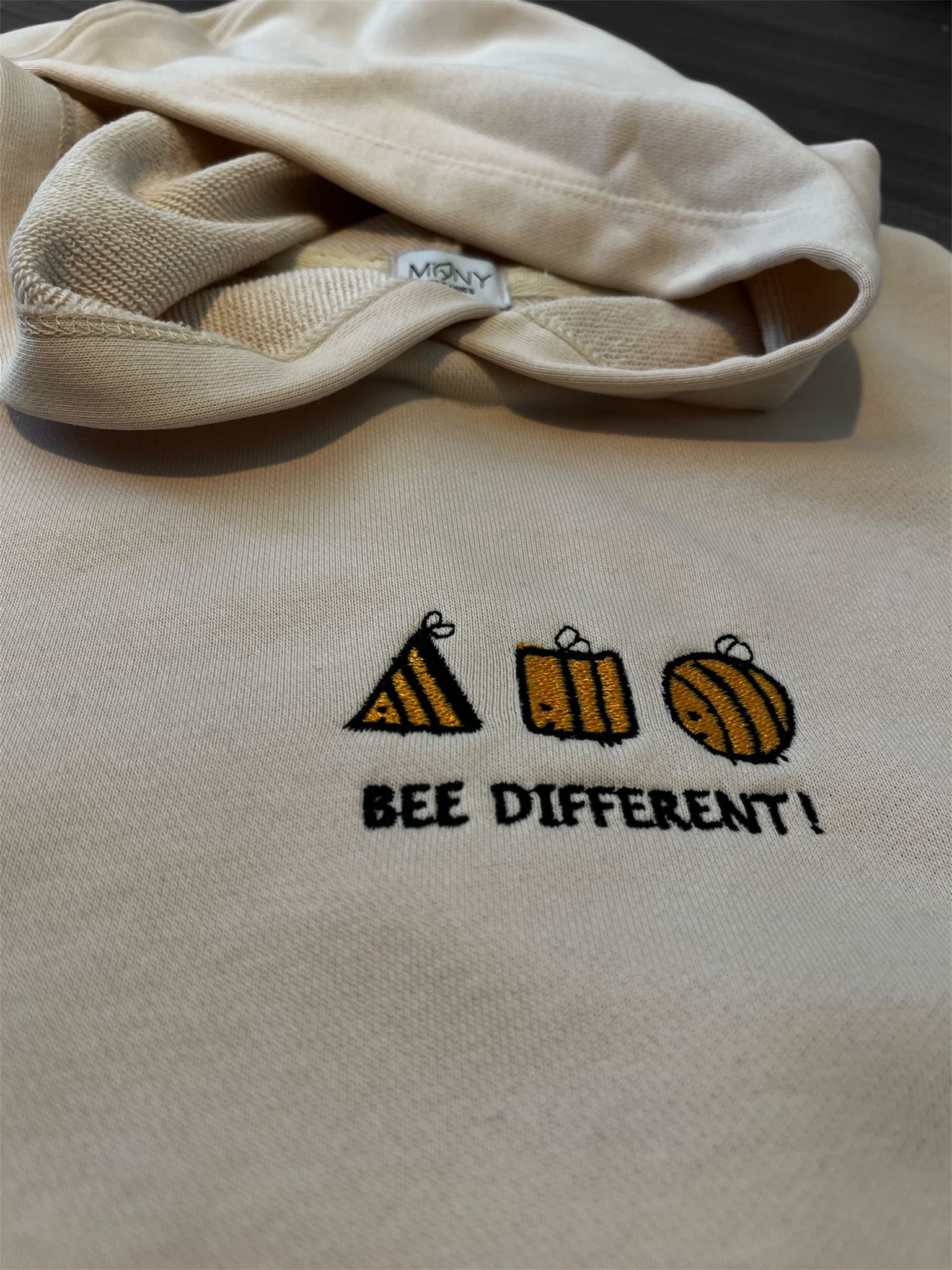 Bee Different  Oversize Unisex Kapüşonlu Sweatshirt