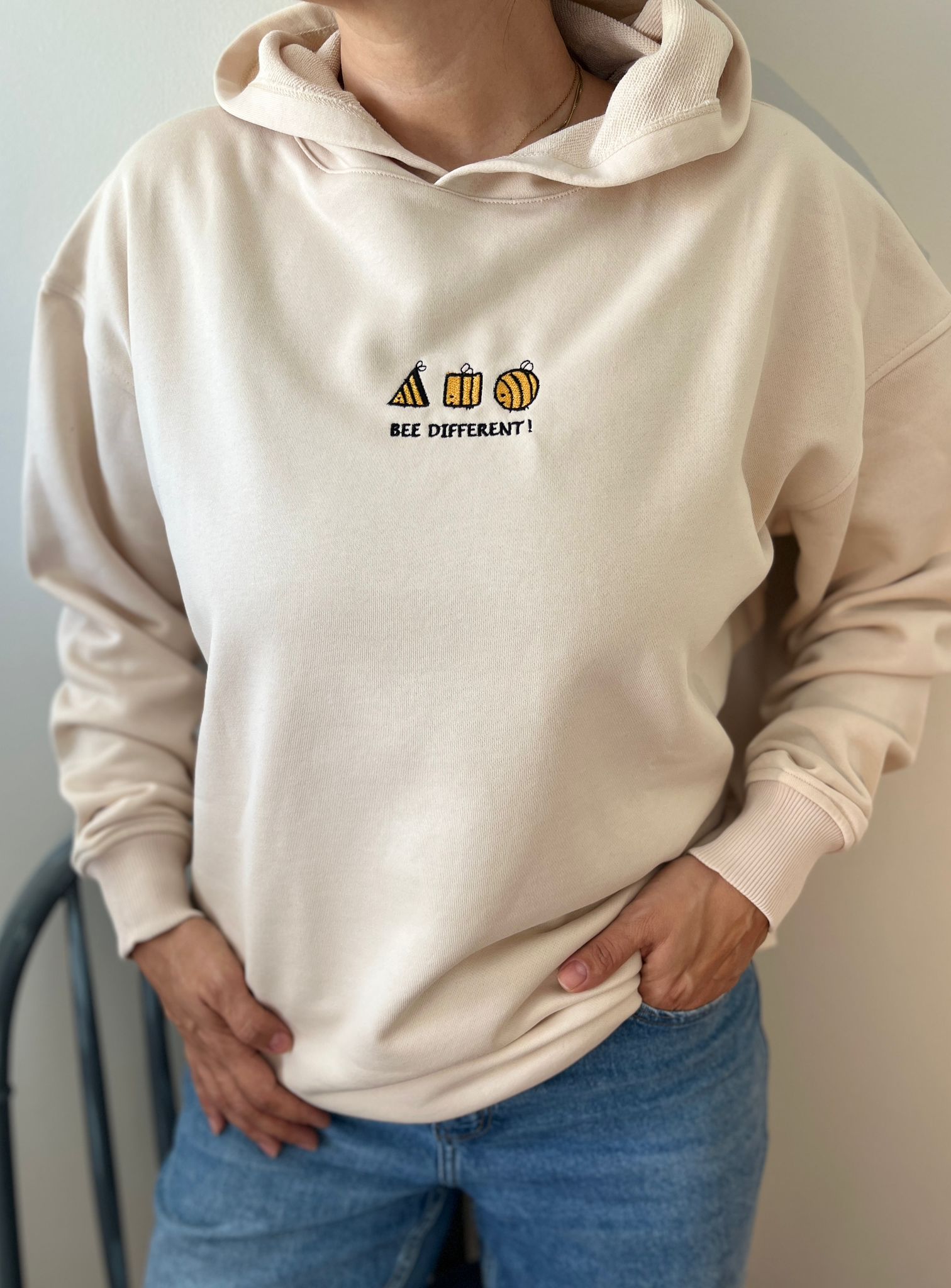 Bee Different  Oversize Unisex Kapüşonlu Sweatshirt
