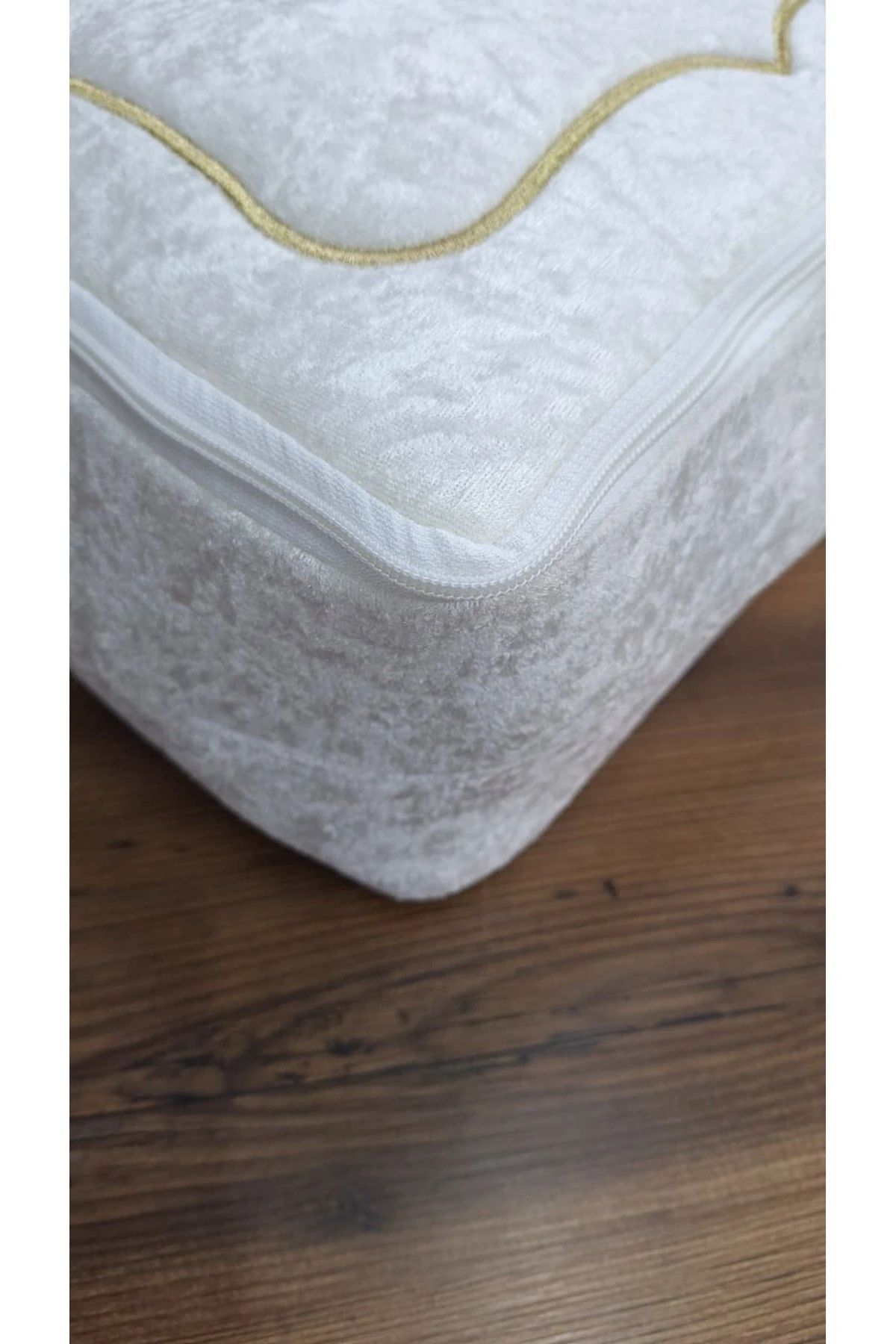 Laura Kadife Gold Nakışlı Hurç Küçük Boy (30x35x15 cm) Söz Çeyizlik Nişan Düğün Gelin Bohçası