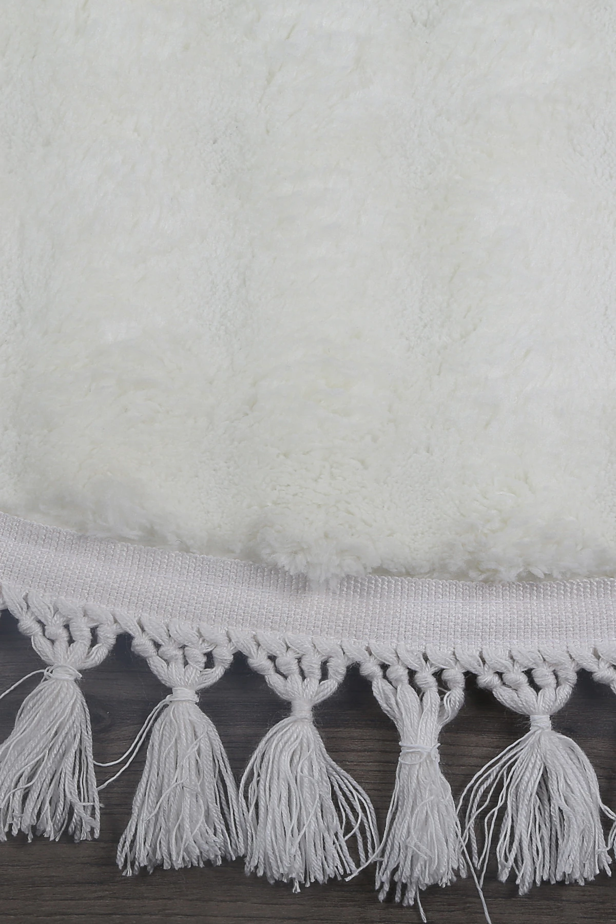 Bubble Oval Ponpon Saçaklı Püsküllü Salon Oda Çocuk Mutfak Koridor Antre Halısı Yıkanabilir Kaymaz Tabanlı Peluş Halı Yolluk - Krem