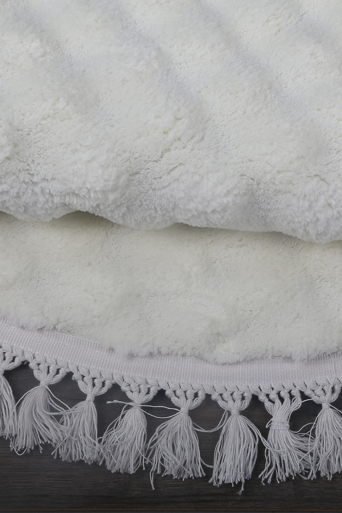 Bubble Yuvarlak Ponpon Saçaklı Salon Oda Çocuk Mutfak Koridor Antre Halısı Yıkanabilir Kaymaz Tabanlı Peluş Halı Yolluk - Krem