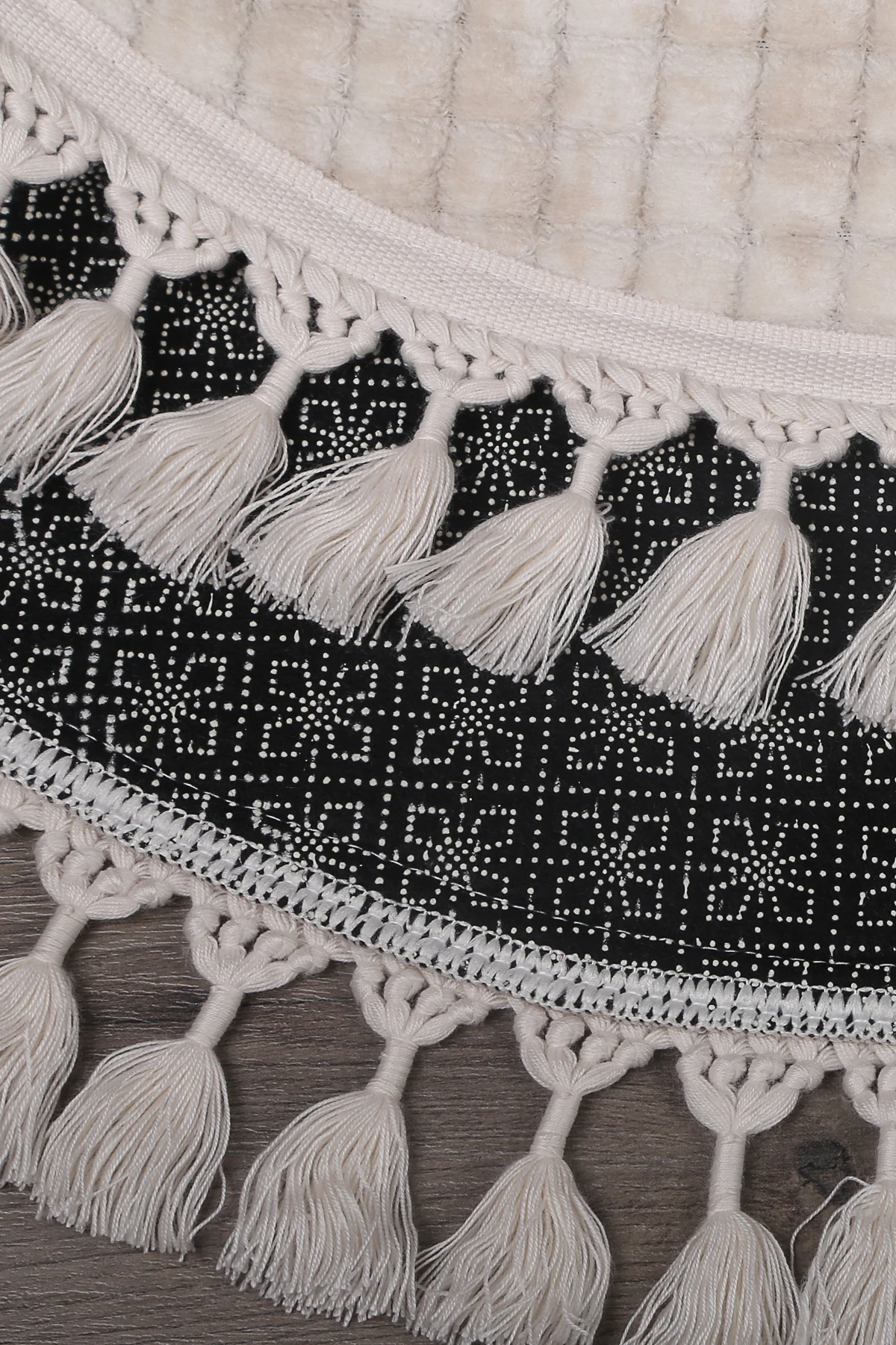 Kare Plus Oval Ponpon Saçaklı Salon Oda Çocuk Mutfak Antre Koridor Halısı Kaymaz Tabanlı Yıkanabilir Peluş Halı Yolluk - Krem