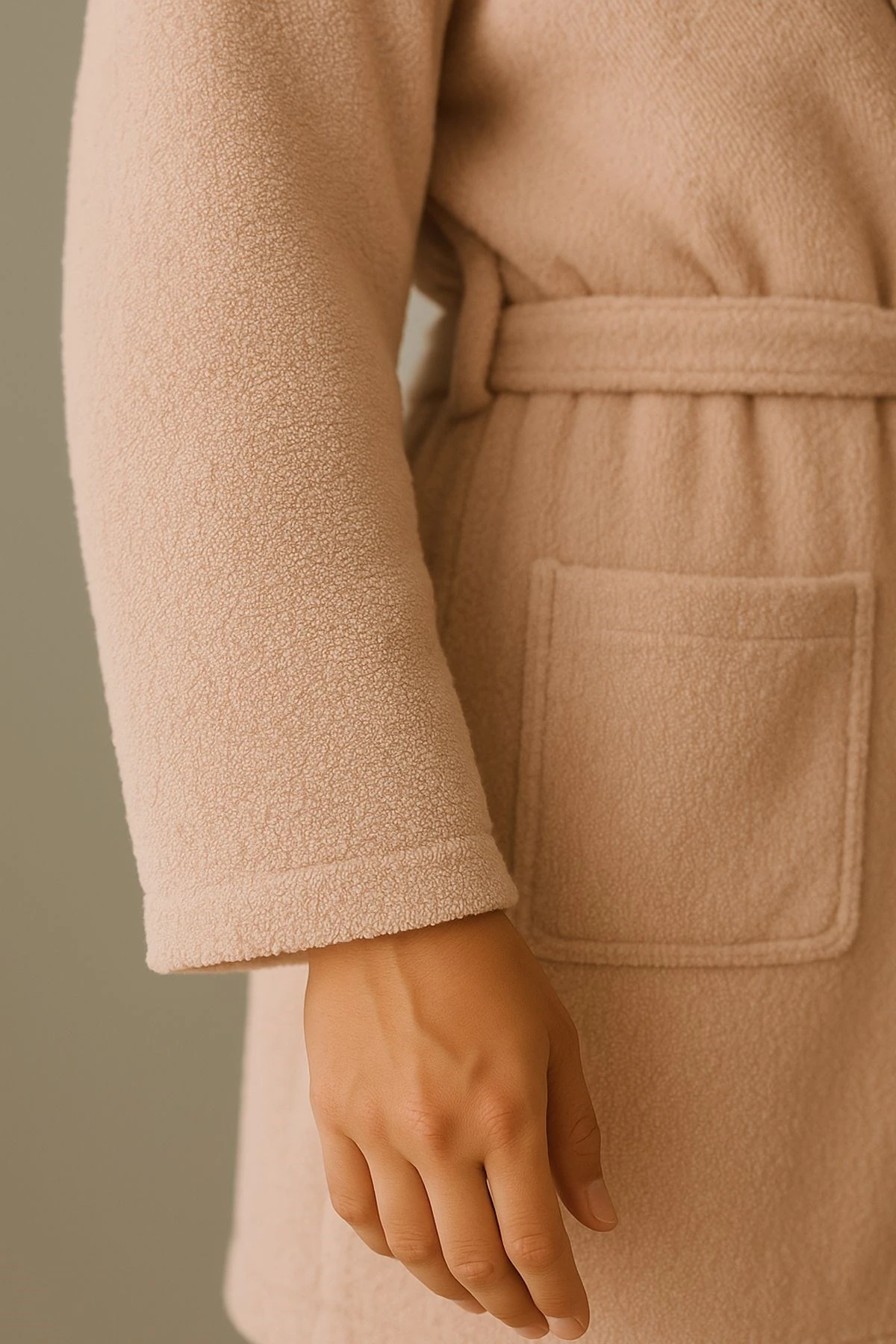 Nevin Modeli Bornoz Takımı – %100 Pamuk Bornoz ve 50x90 Yüz Havlusu