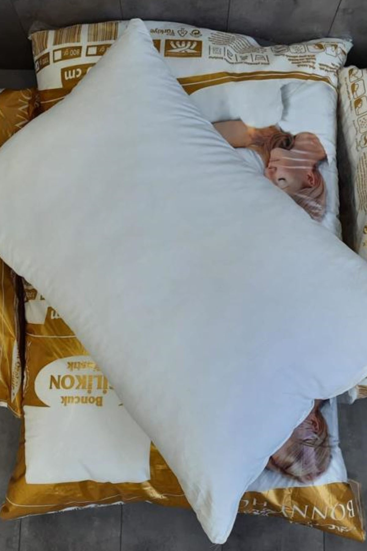 10 Adet Percale Pamuk Yüzlü 1.000 Gr'lık %100 Orjinal Silikon Yastık
