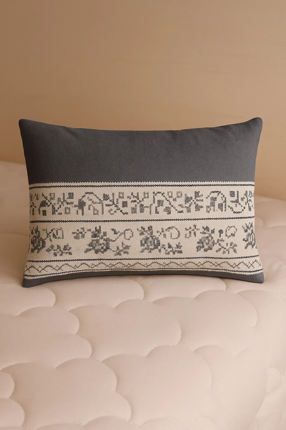 Veronika Gri Desenli 2 li Yastık Kılıfı Pamuklu Kumaş Fermuarlı