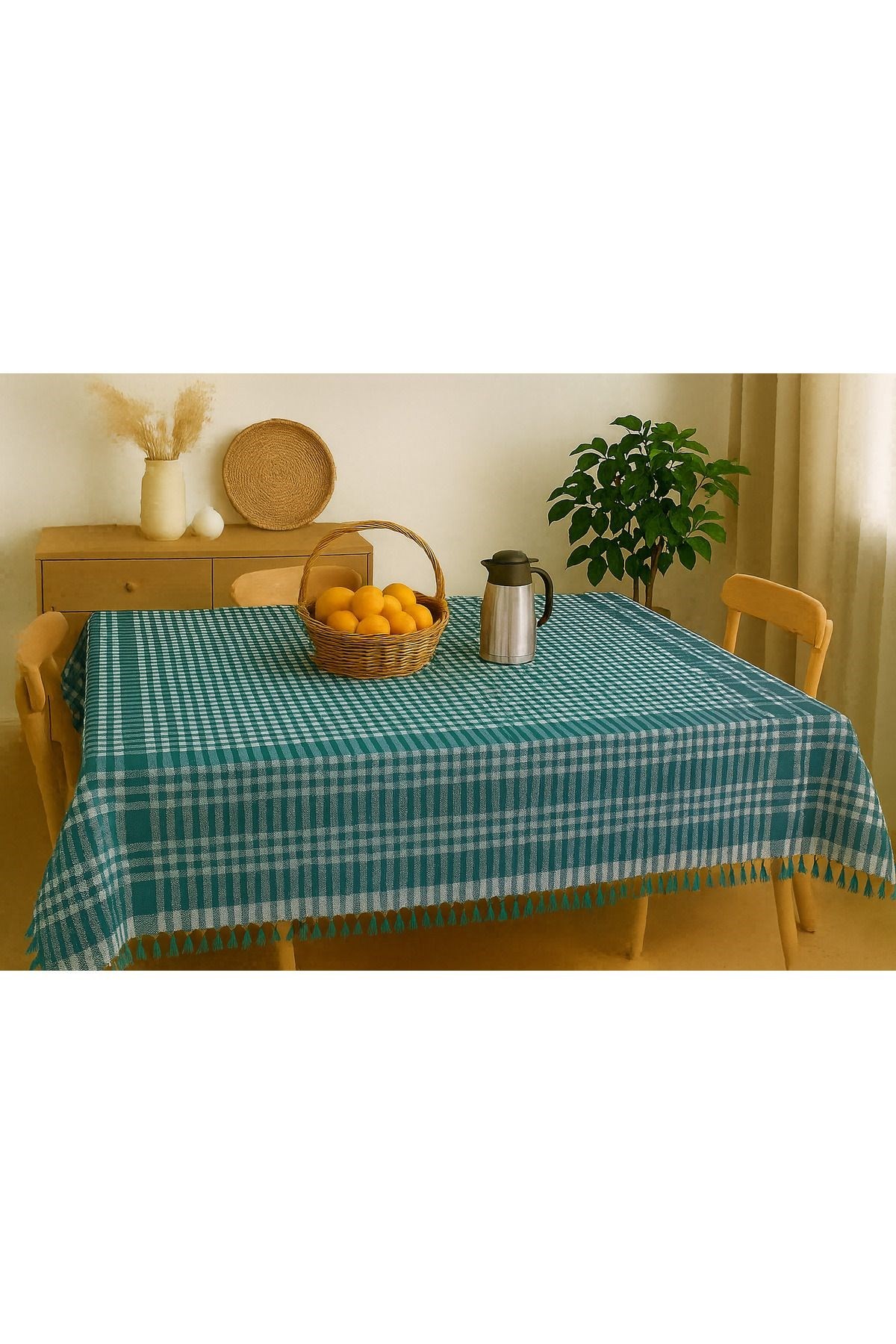 Saçaklı Piti Kareli Masa Örtüsü 150x150 cm – Sofra & Piknik İçin Çok Amaçlı Örtü