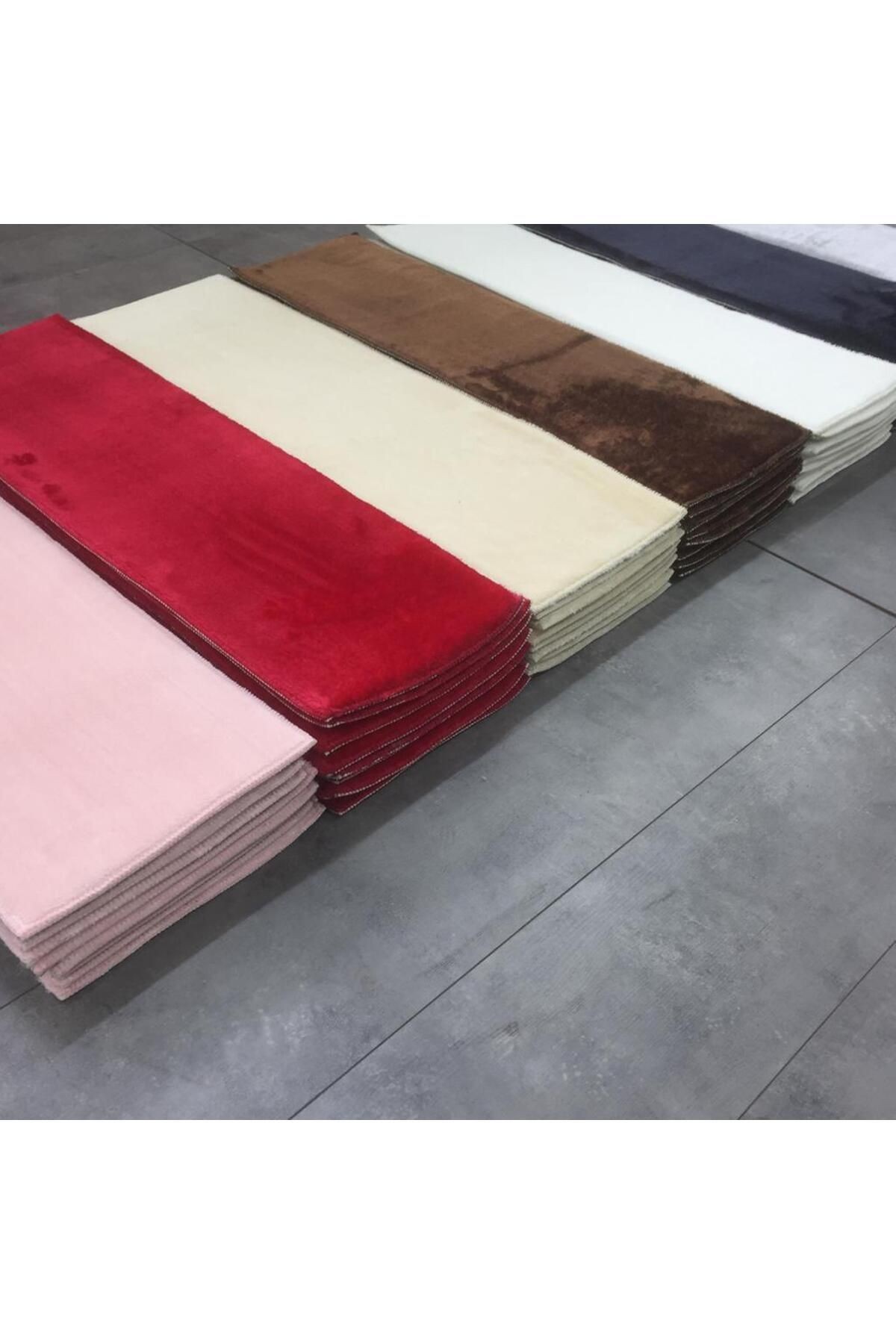 Comfort Pufidik Peluş Merdiven Halısı Kaymaz Tabanlı (1 Adet) Basamak Paspası - Siyah